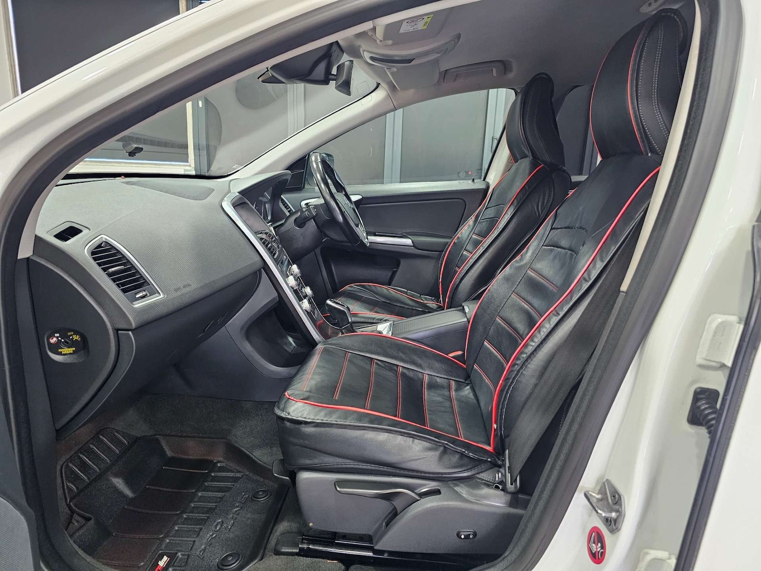 Used Volvo XC60 2015 for sale - 76972496: Photo 95