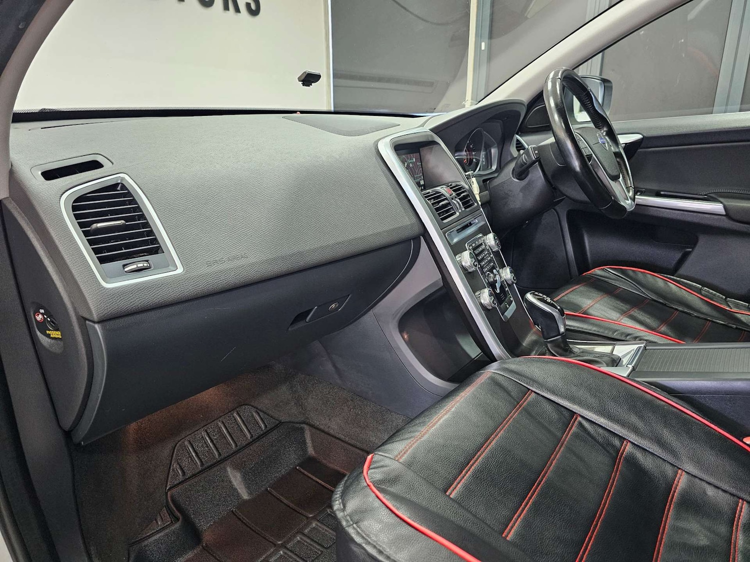 Used Volvo XC60 2015 for sale - 76972496: Photo 96