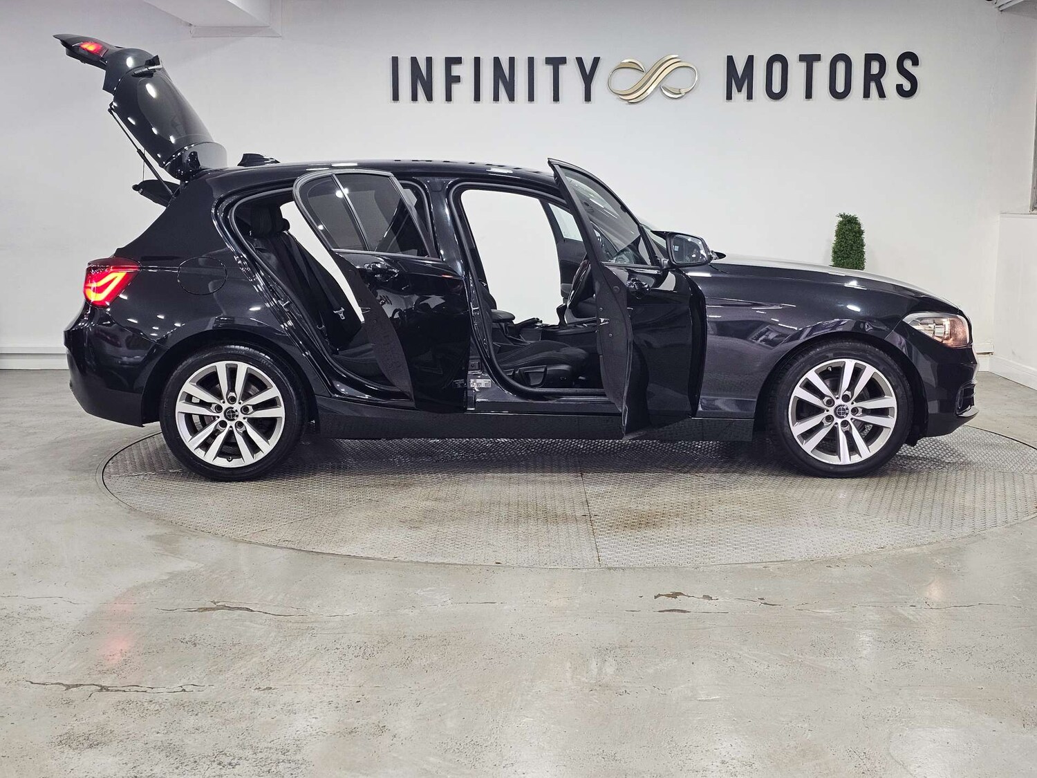 Used BMW 1 Series 2018 for sale - 77380626: Photo 41