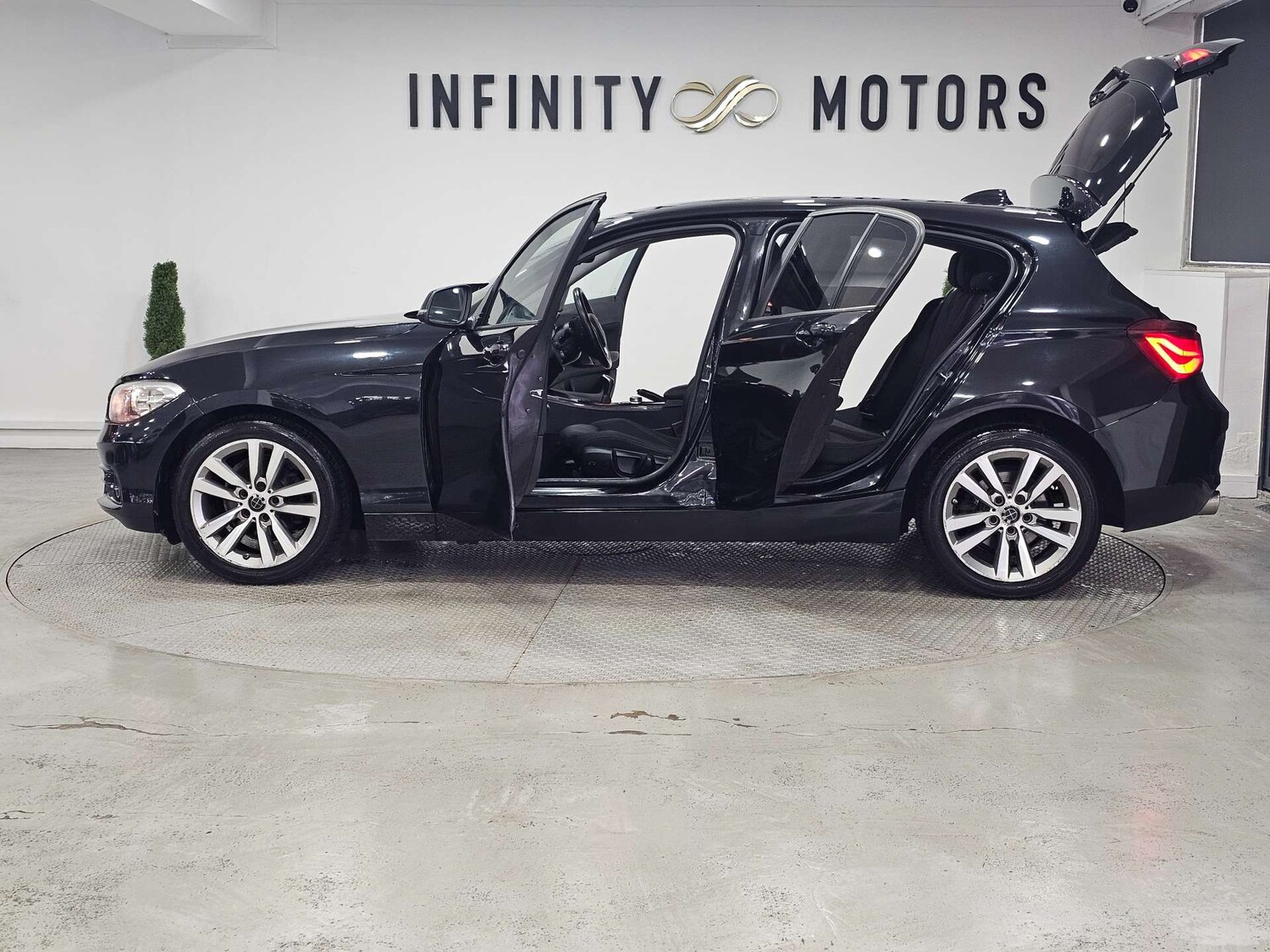 Used BMW 1 Series 2018 for sale - 77380626: Photo 45