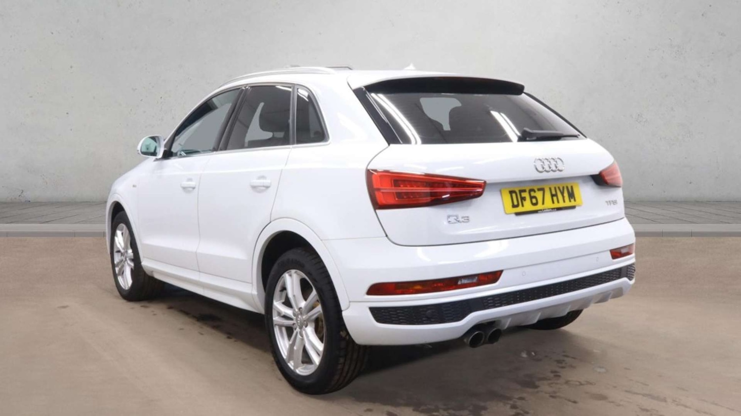 Used Audi Q3 2017 for sale - 77681250: Photo 4