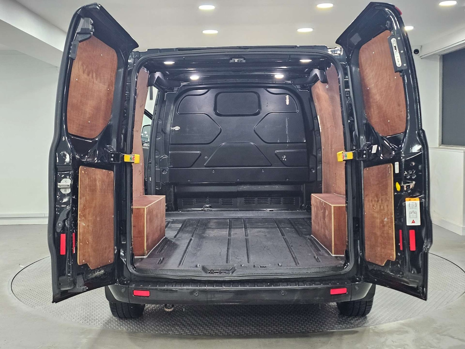 Used Ford Transit Custom 2019 for sale - 77055557: Photo 44