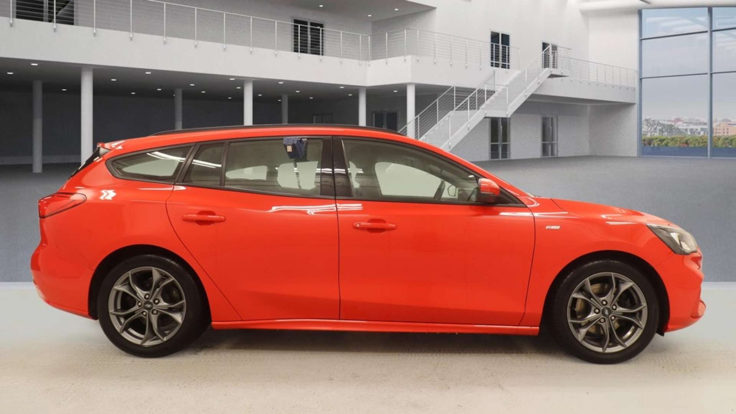 Used Ford Focus 2019 for sale - 77399705: Photo 5