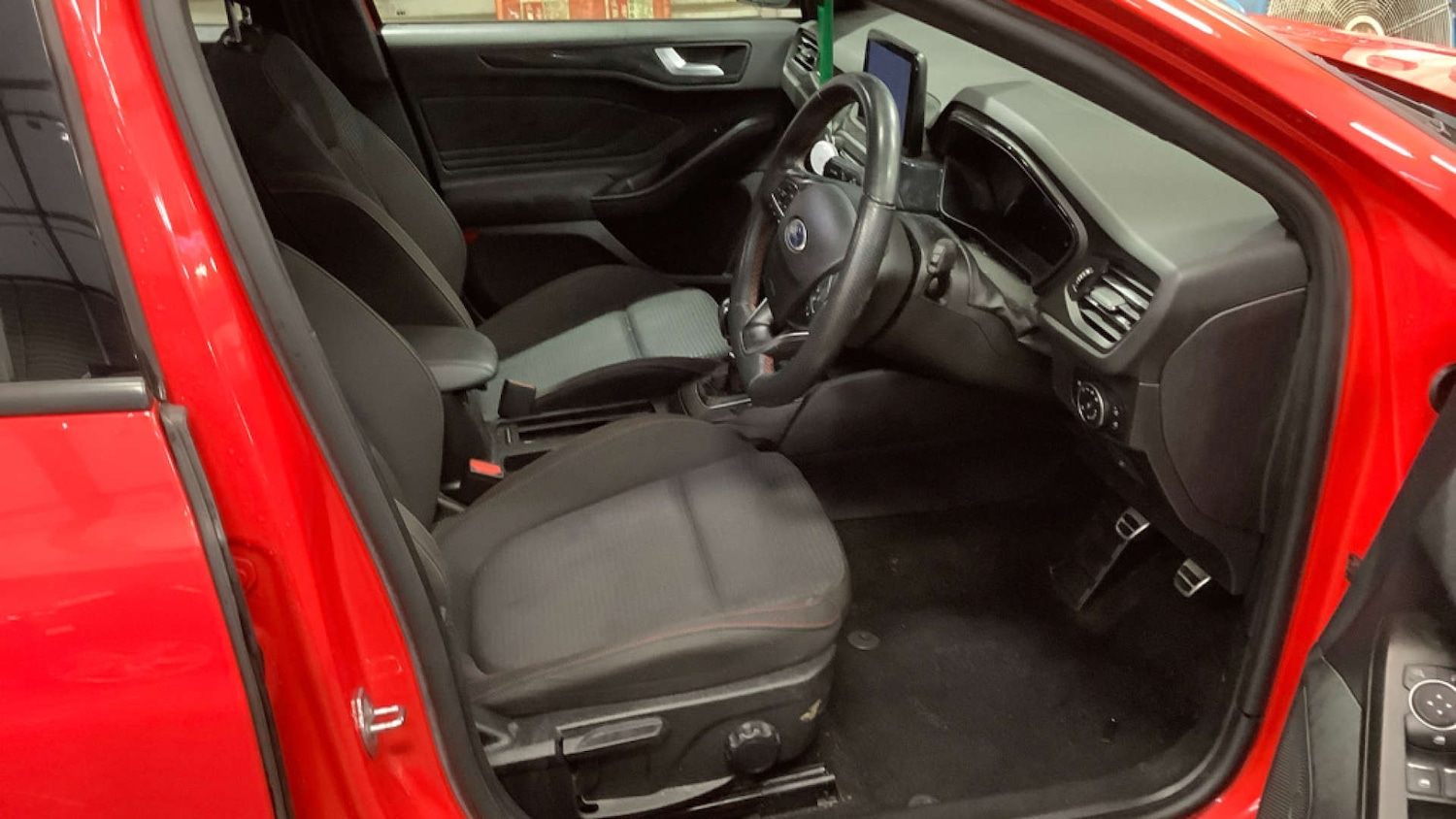 Used Ford Focus 2019 for sale - 77399705: Photo 9