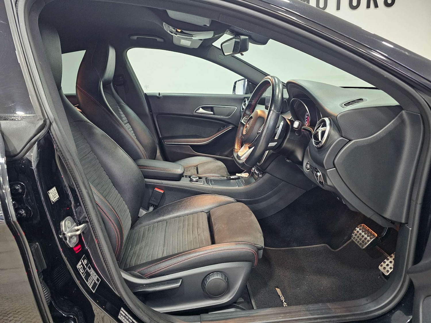 Used Mercedes-Benz CLA 2018 for sale - 77198044: Photo 3