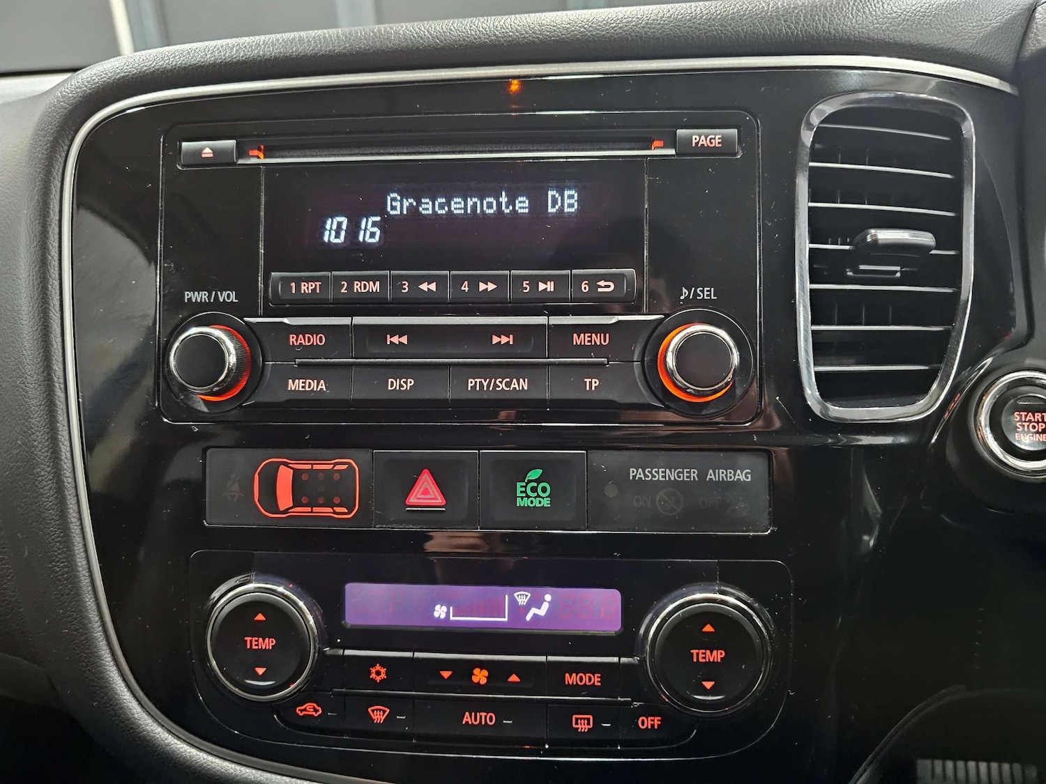 Used Mitsubishi Outlander 2016 for sale - 76972378: Photo 13