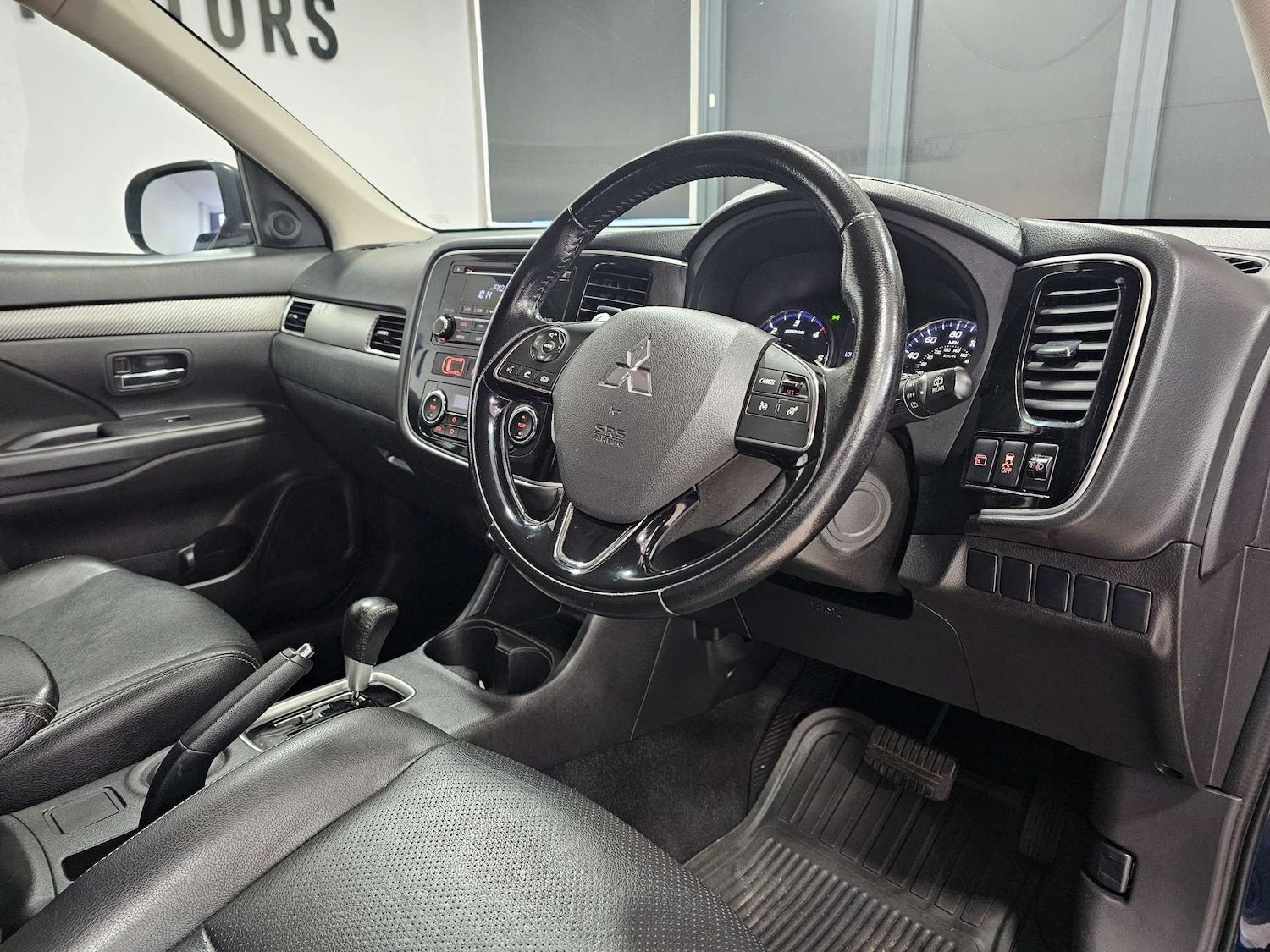 Used Mitsubishi Outlander 2016 for sale - 76972378: Photo 3