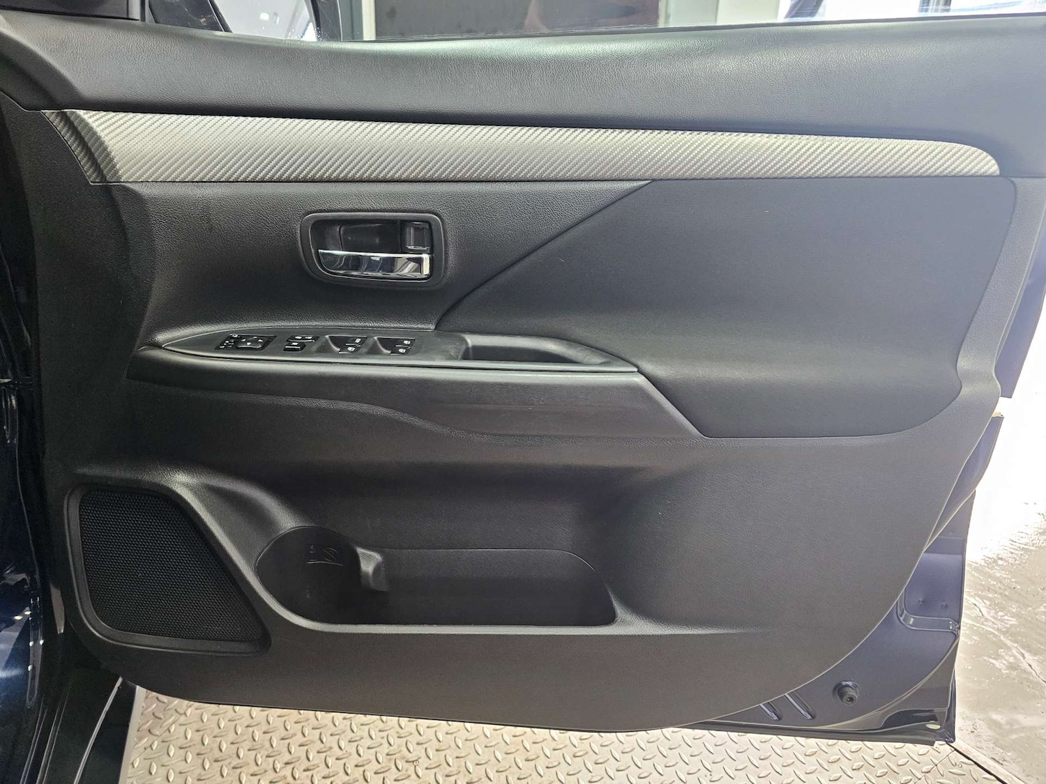 Used Mitsubishi Outlander 2016 for sale - 76972378: Photo 36