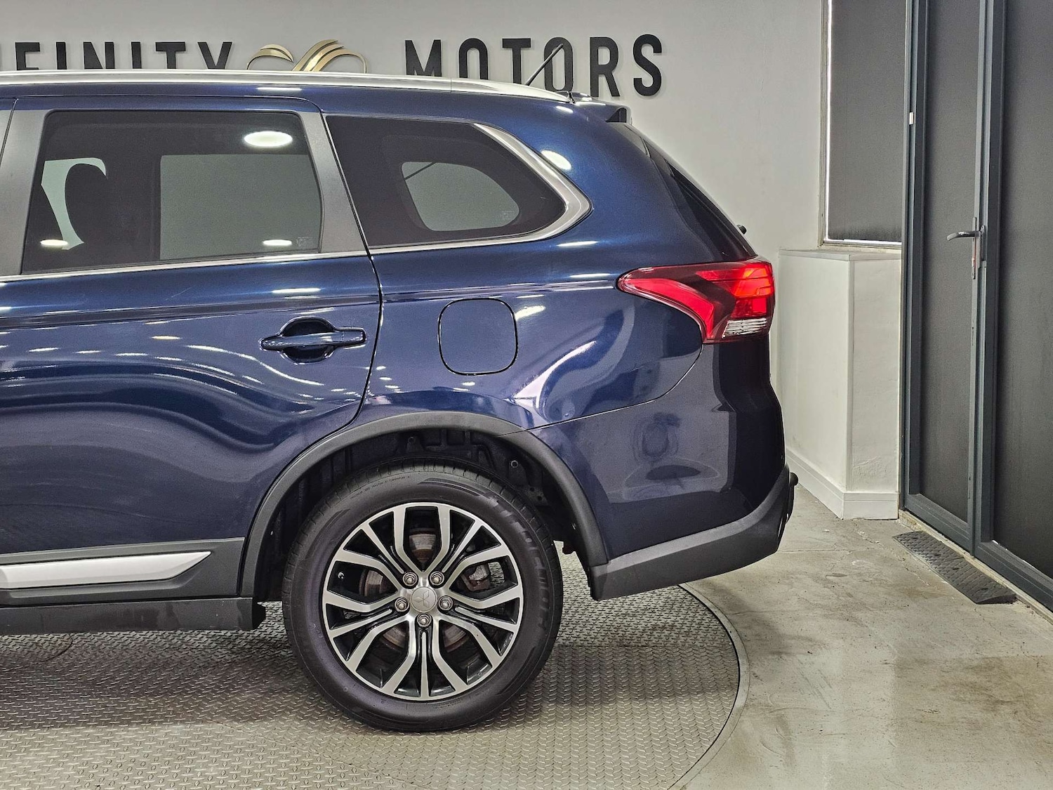 Used Mitsubishi Outlander 2016 for sale - 76972378: Photo 41