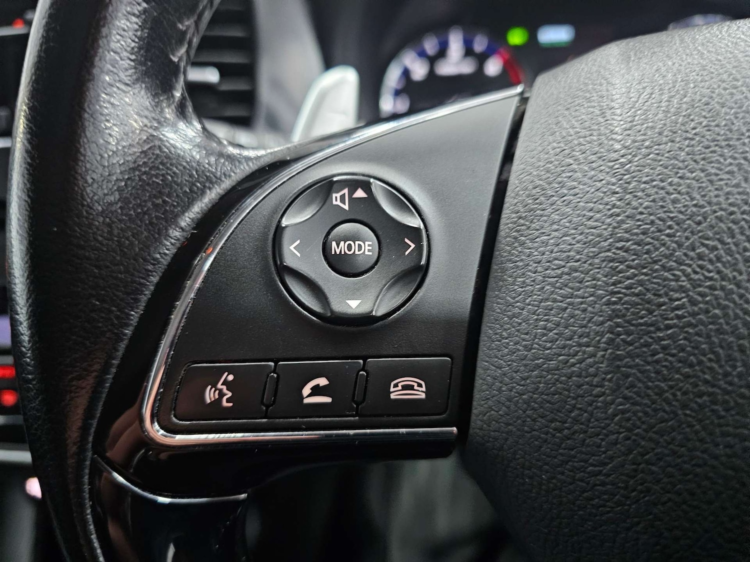 Used Mitsubishi Outlander 2016 for sale - 76972378: Photo 45