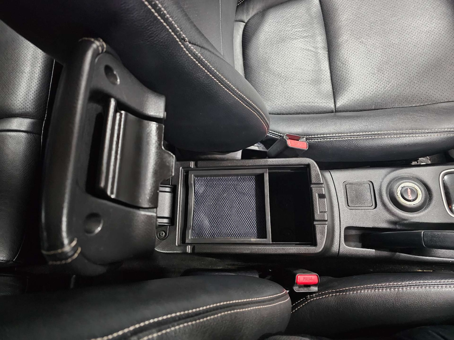 Used Mitsubishi Outlander 2016 for sale - 76972378: Photo 49