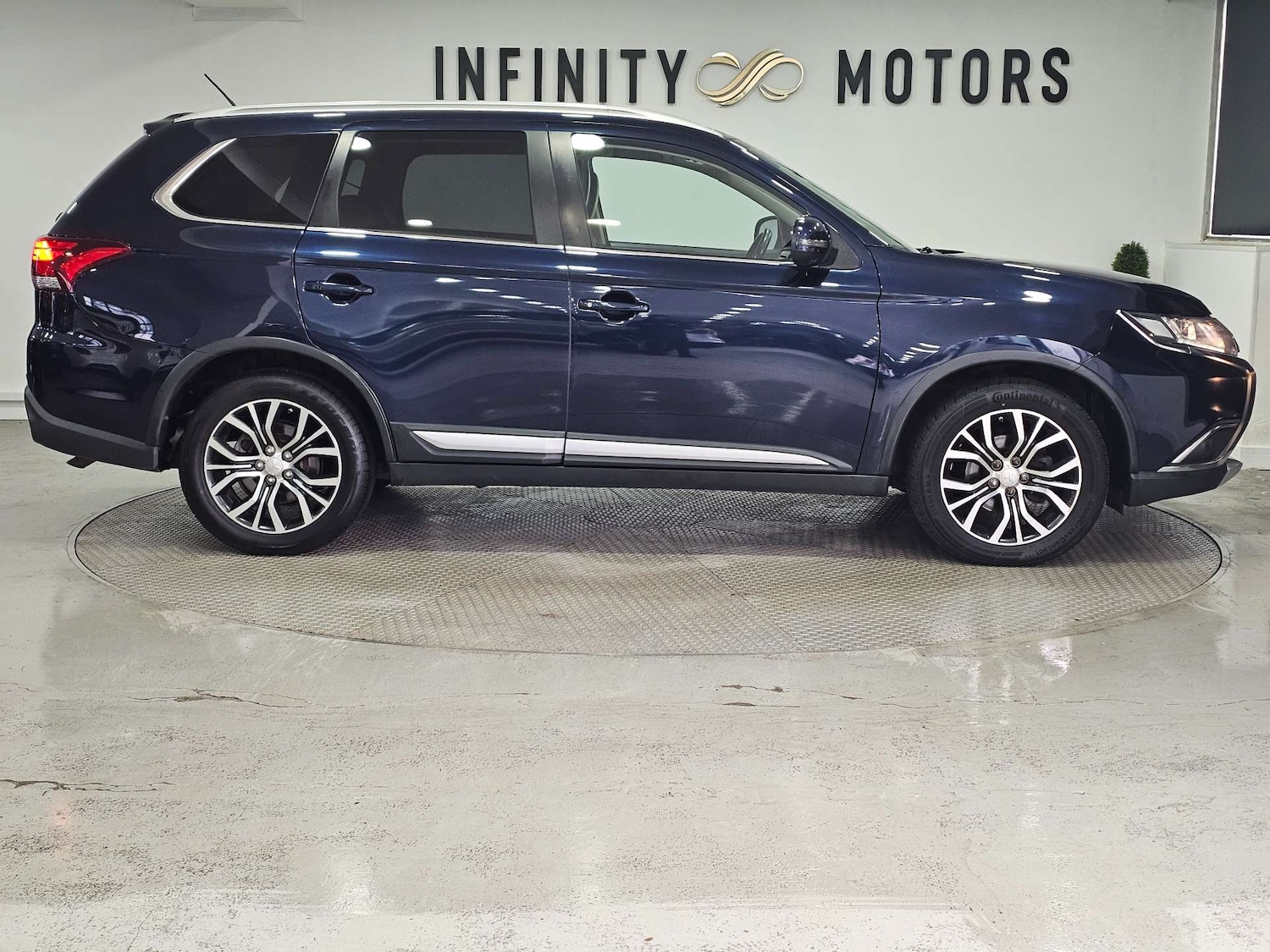 Used Mitsubishi Outlander 2016 for sale - 76972378: Photo 52