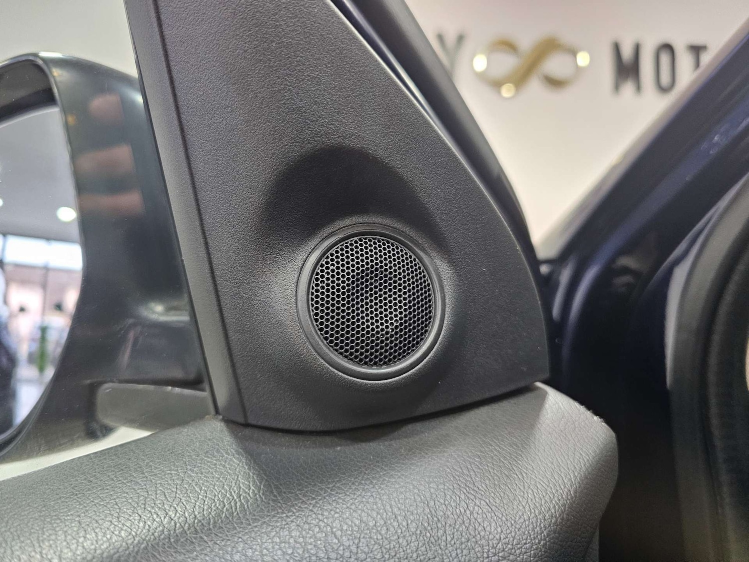 Used Mitsubishi Outlander 2016 for sale - 76972378: Photo 64