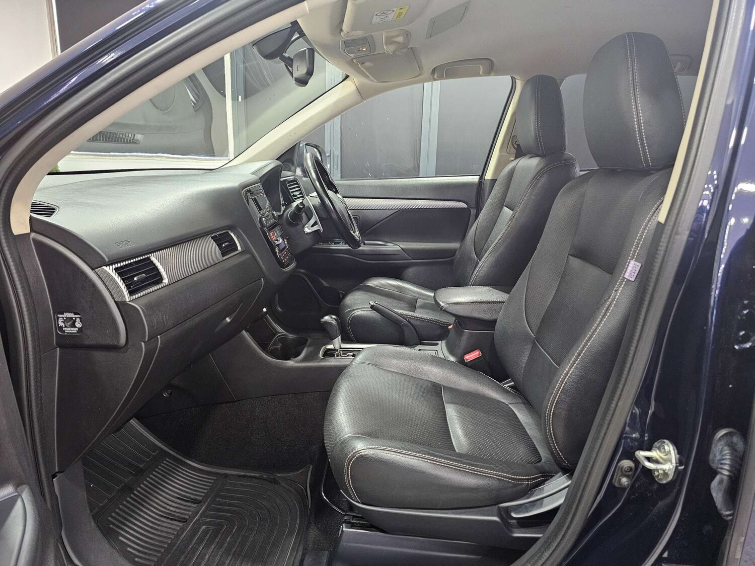 Used Mitsubishi Outlander 2016 for sale - 76972378: Photo 68