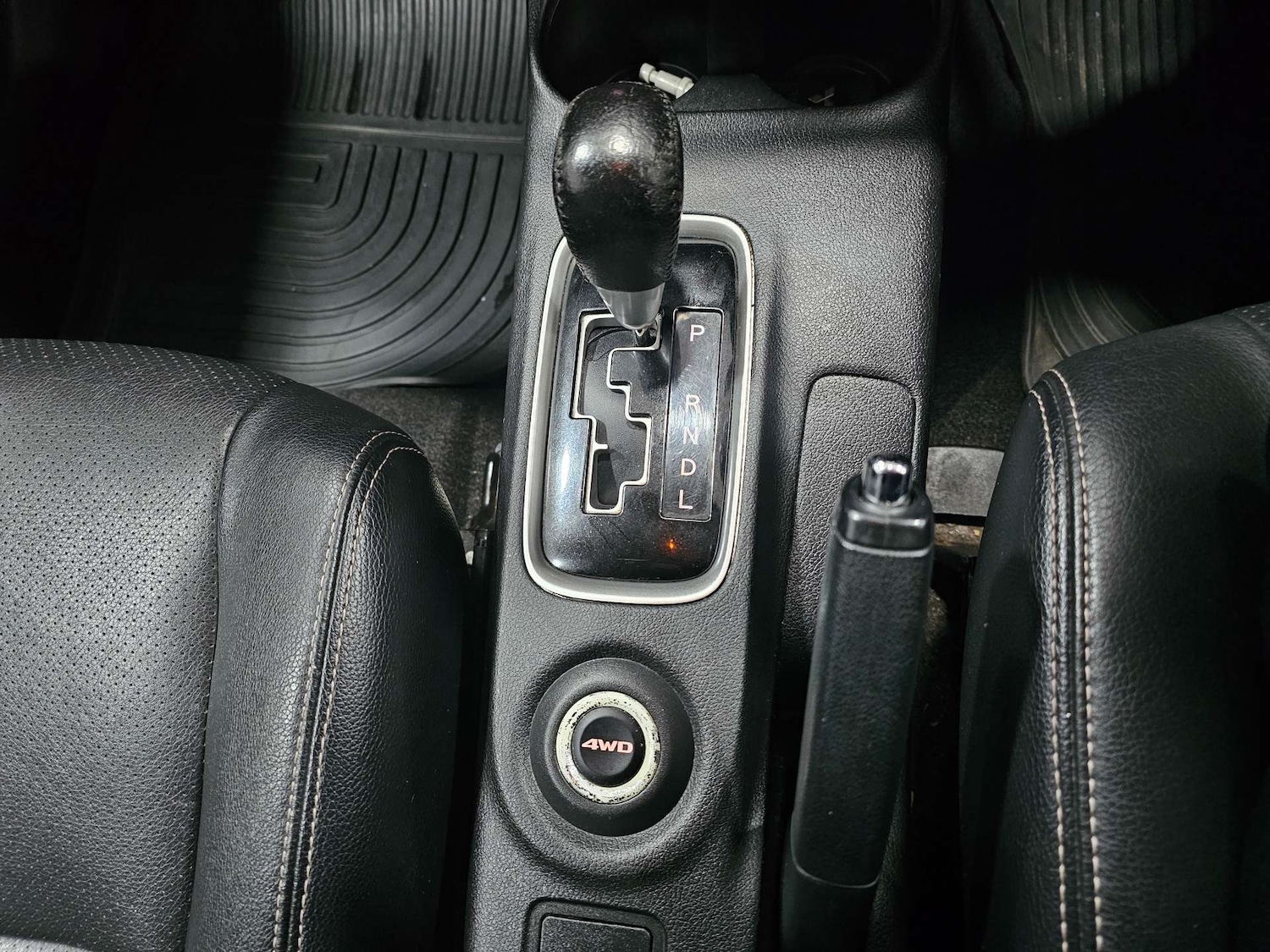 Used Mitsubishi Outlander 2016 for sale - 76972378: Photo 77