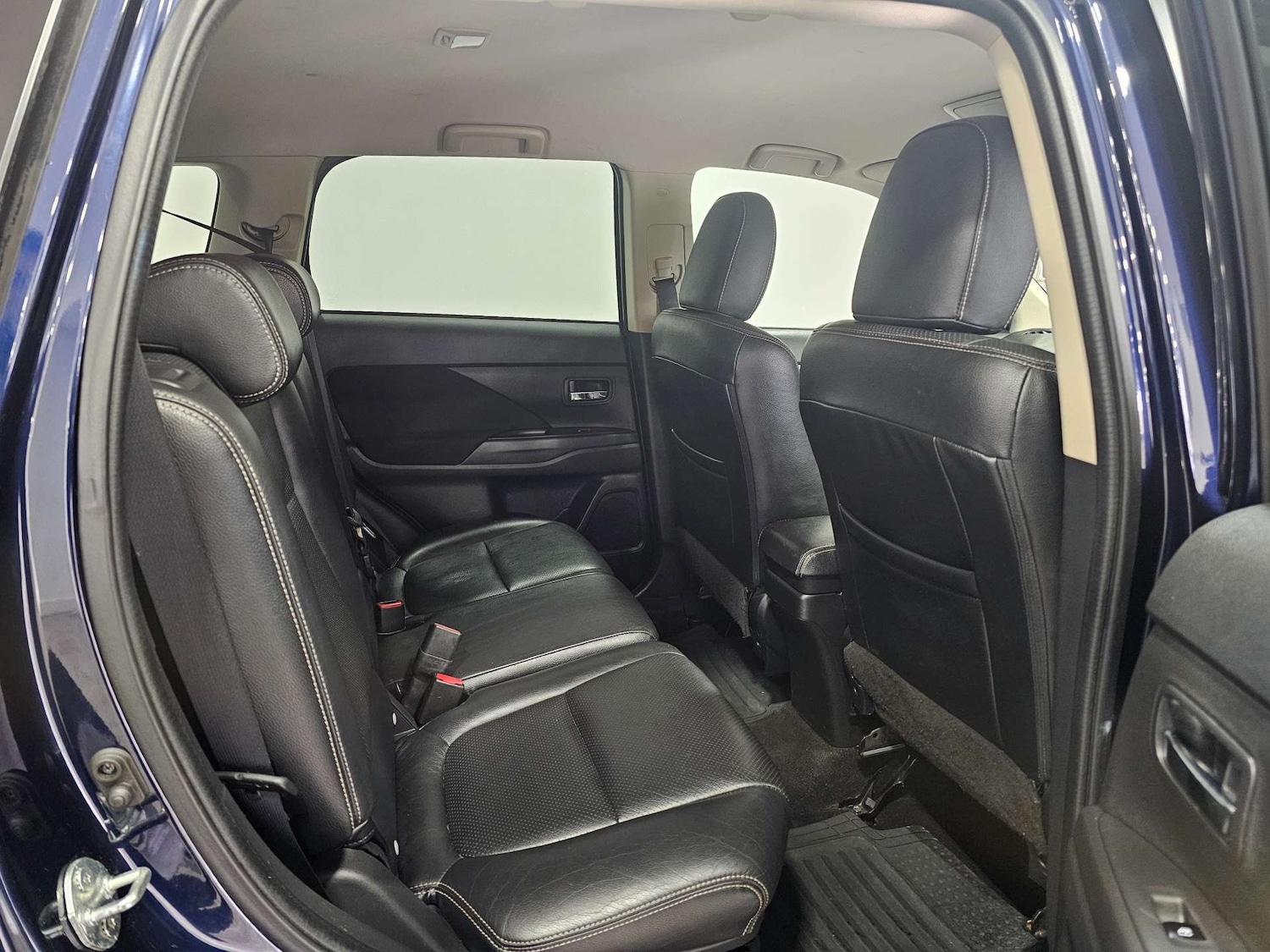 Used Mitsubishi Outlander 2016 for sale - 76972378: Photo 81