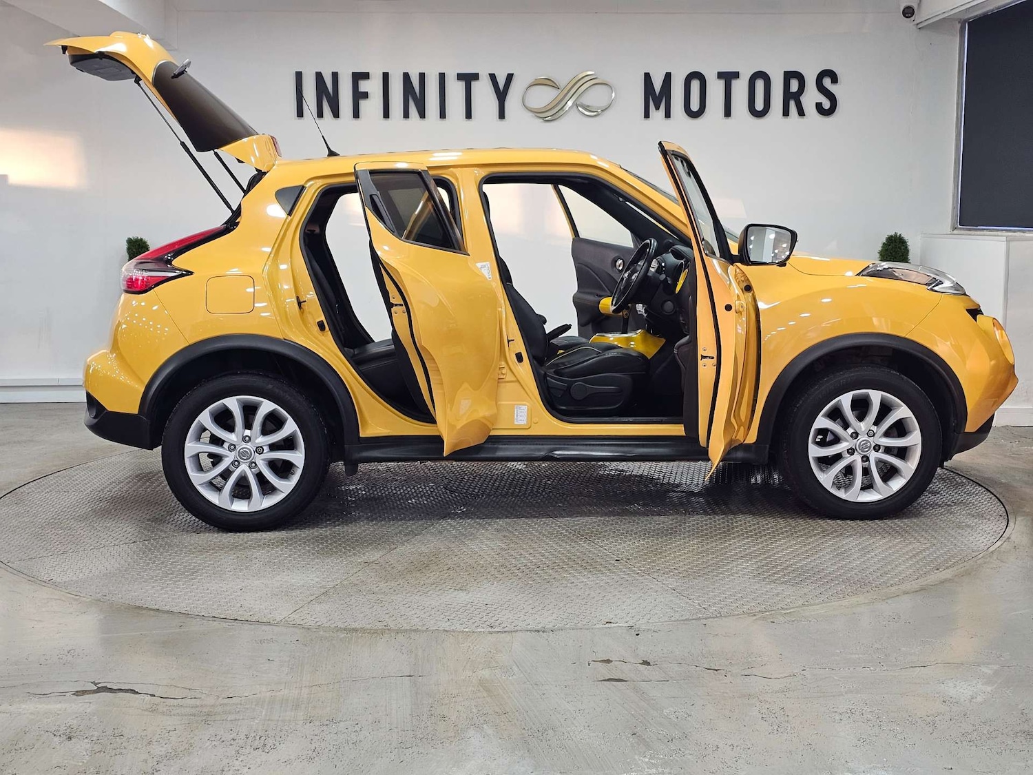 Used Nissan Juke 2015 for sale - 76972424: Photo 42