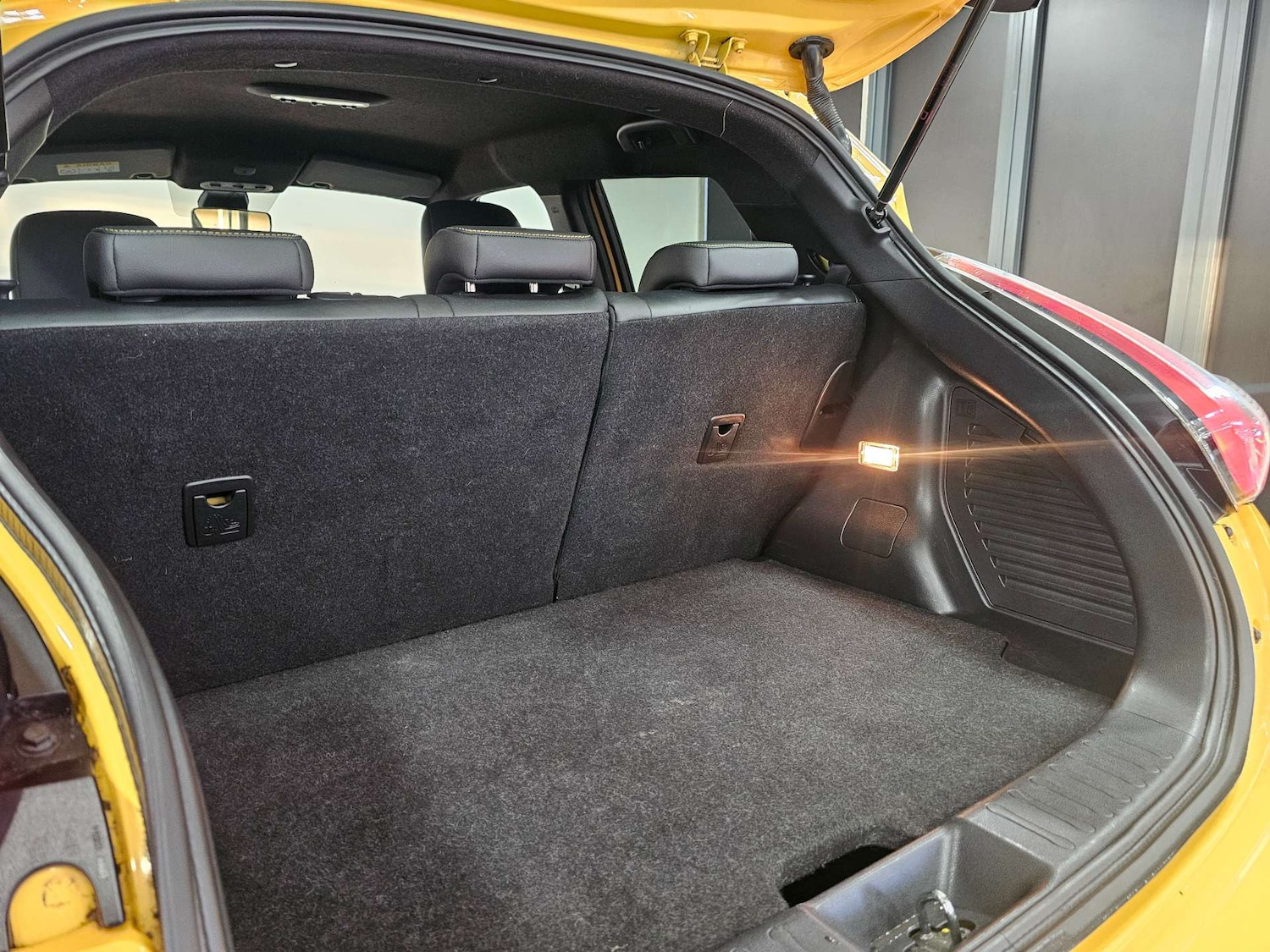 Used Nissan Juke 2015 for sale - 76972424: Photo 52