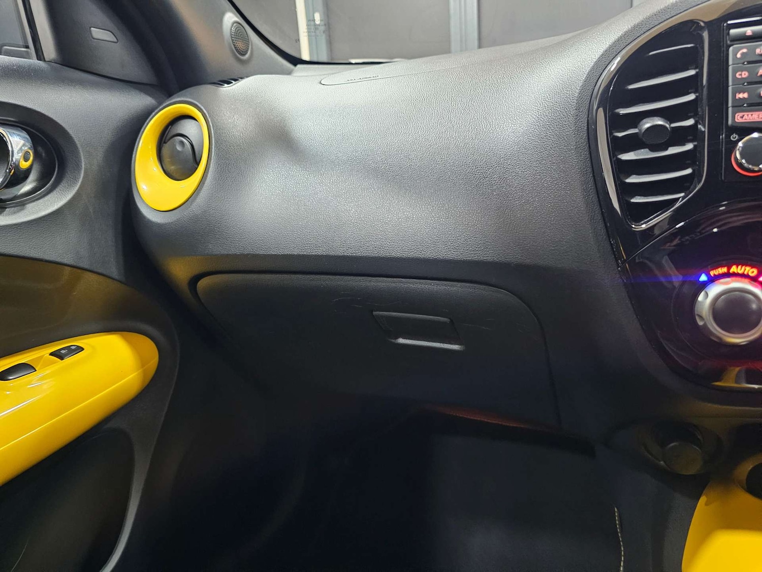 Used Nissan Juke 2015 for sale - 76972424: Photo 75