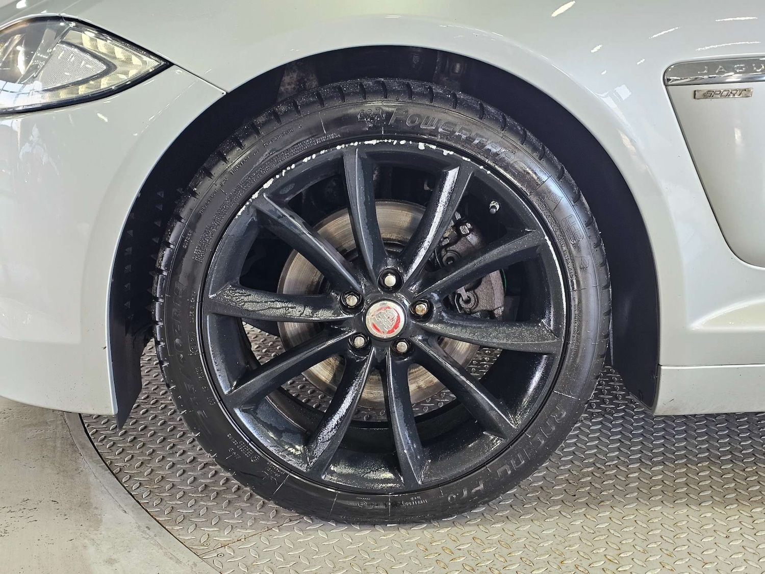 Used Jaguar XF 2015 for sale - 77073390: Photo 18