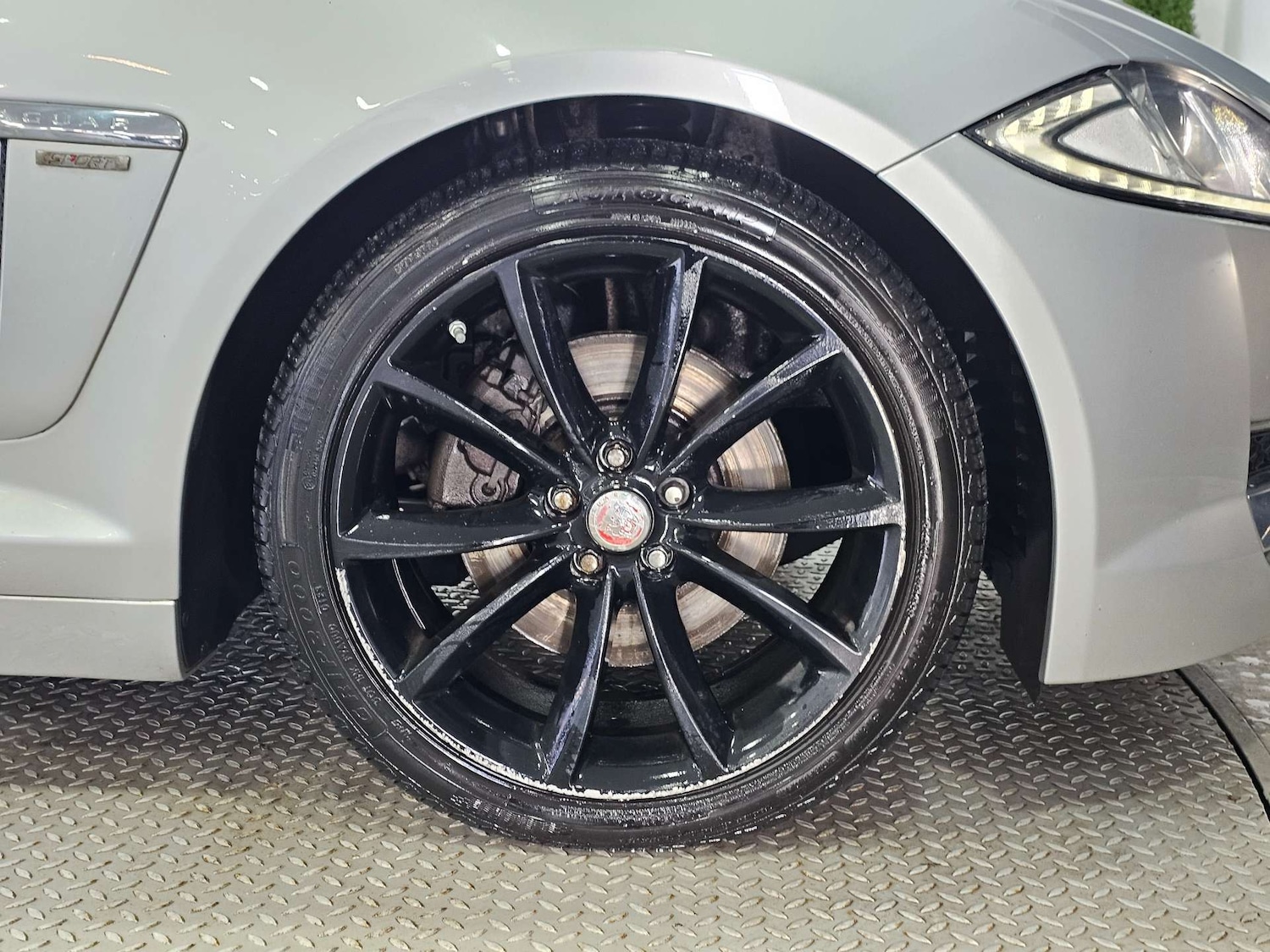 Used Jaguar XF 2015 for sale - 77073390: Photo 39