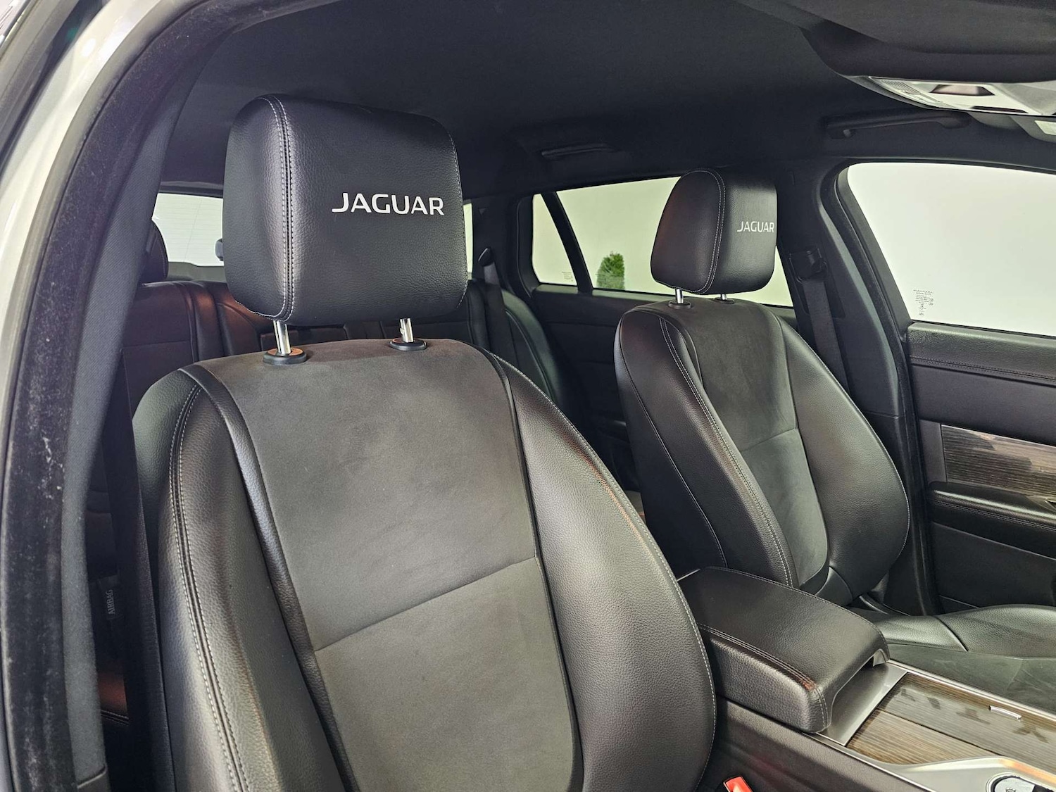 Used Jaguar XF 2015 for sale - 77073390: Photo 47