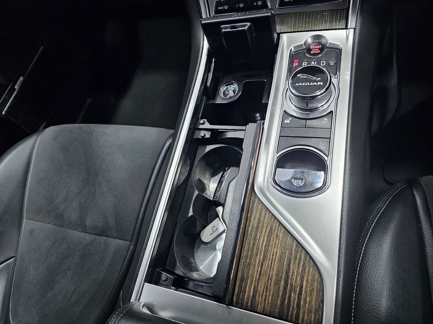 Used Jaguar XF 2015 for sale - 77073390: Photo 56