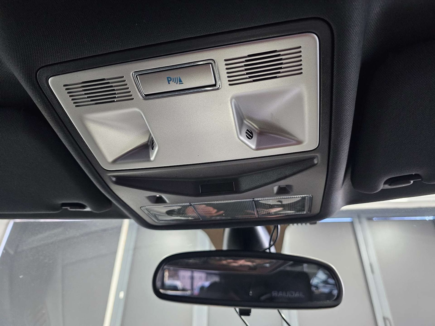 Used Jaguar XF 2015 for sale - 77073390: Photo 58