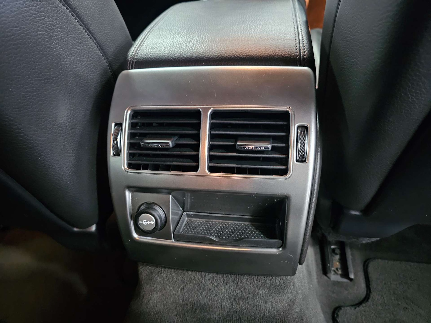 Used Jaguar XF 2015 for sale - 77073390: Photo 67