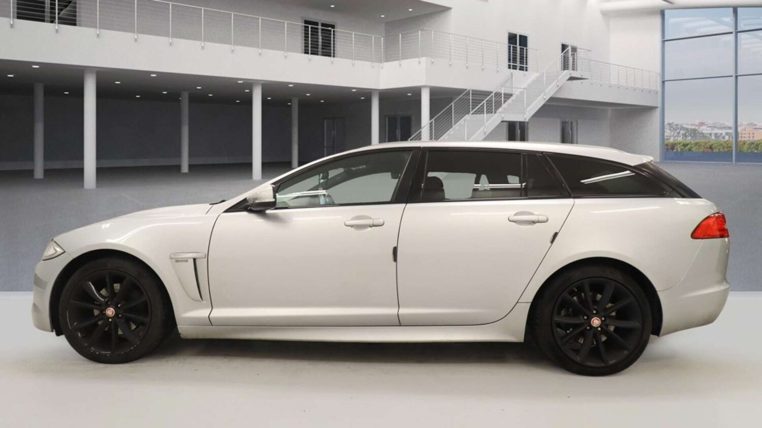 Used Jaguar XF 2015 for sale - 77073390: Photo 7