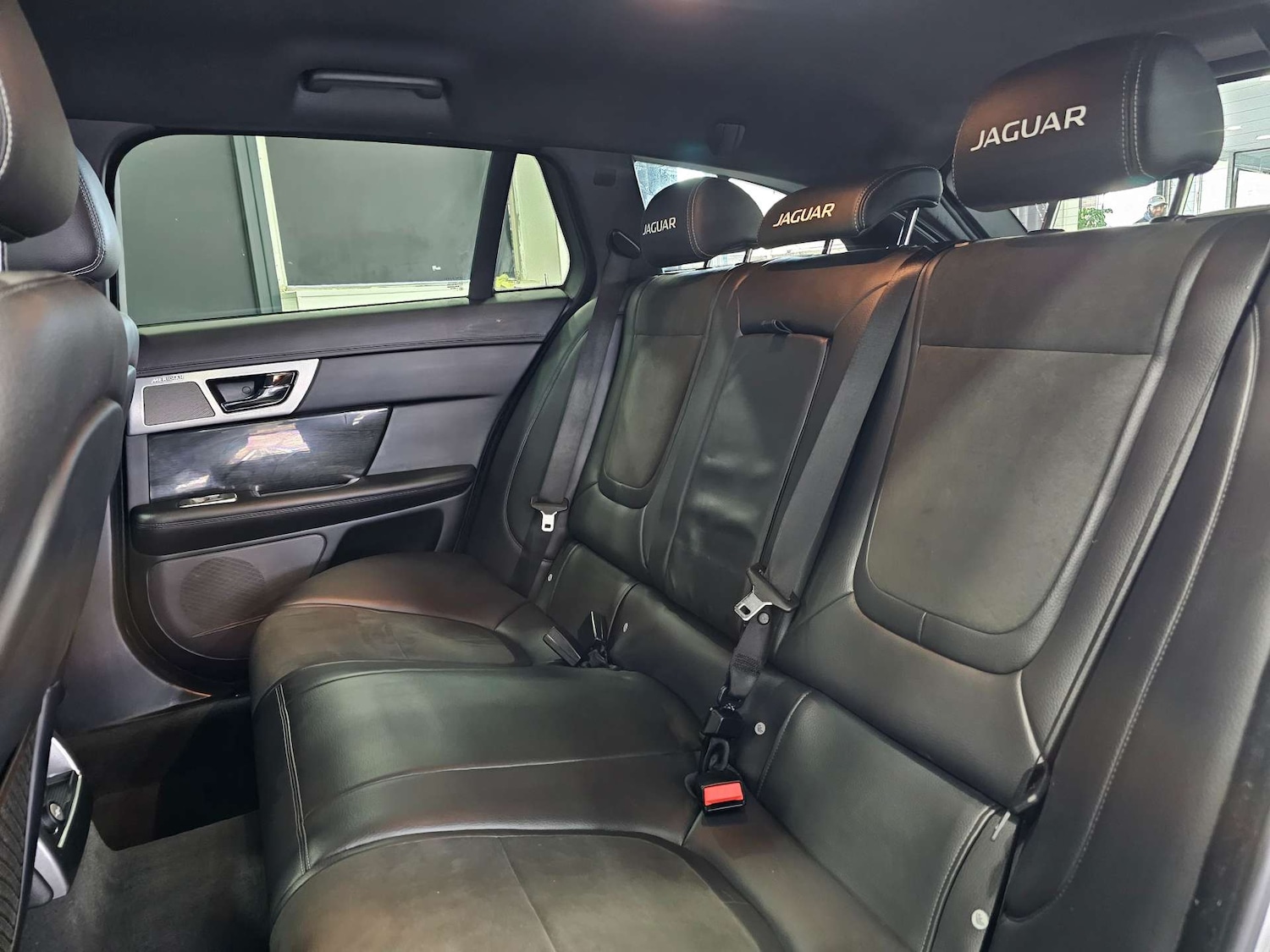 Used Jaguar XF 2015 for sale - 77073390: Photo 71