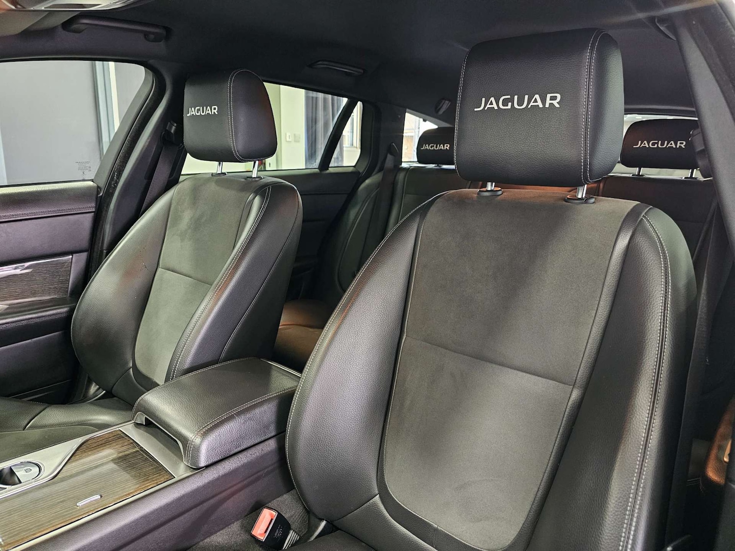 Used Jaguar XF 2015 for sale - 77073390: Photo 81