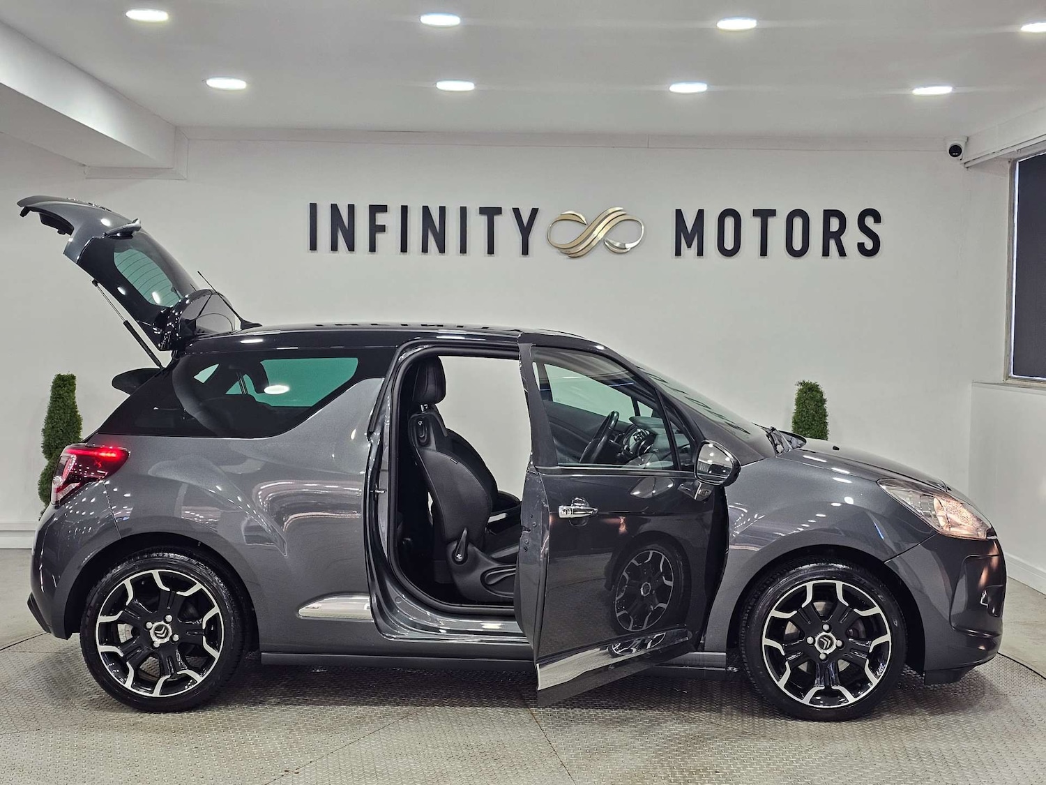 Used Citroen DS3 2014 for sale - 77980235: Photo 38