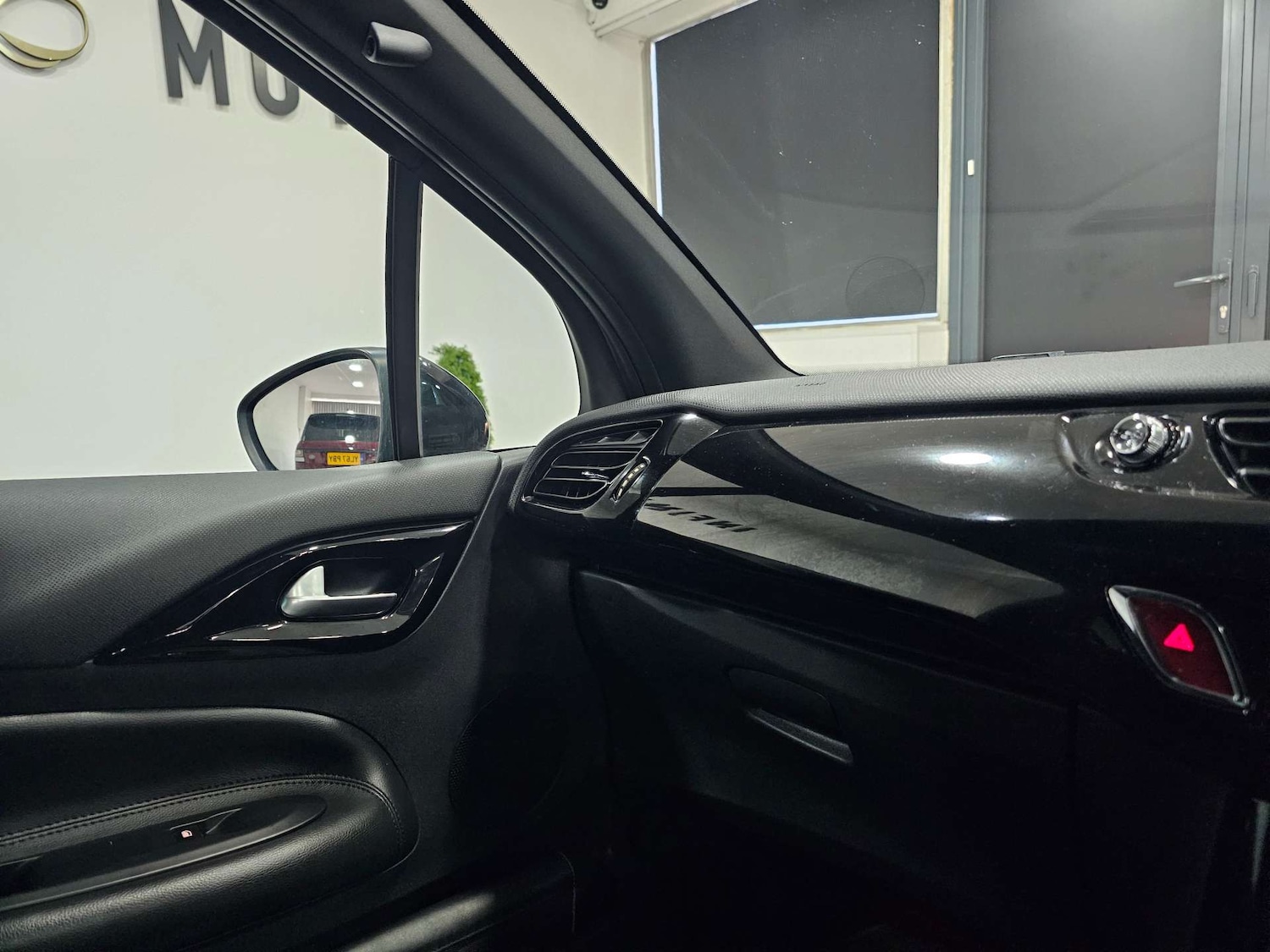 Used Citroen DS3 2014 for sale - 77980235: Photo 51