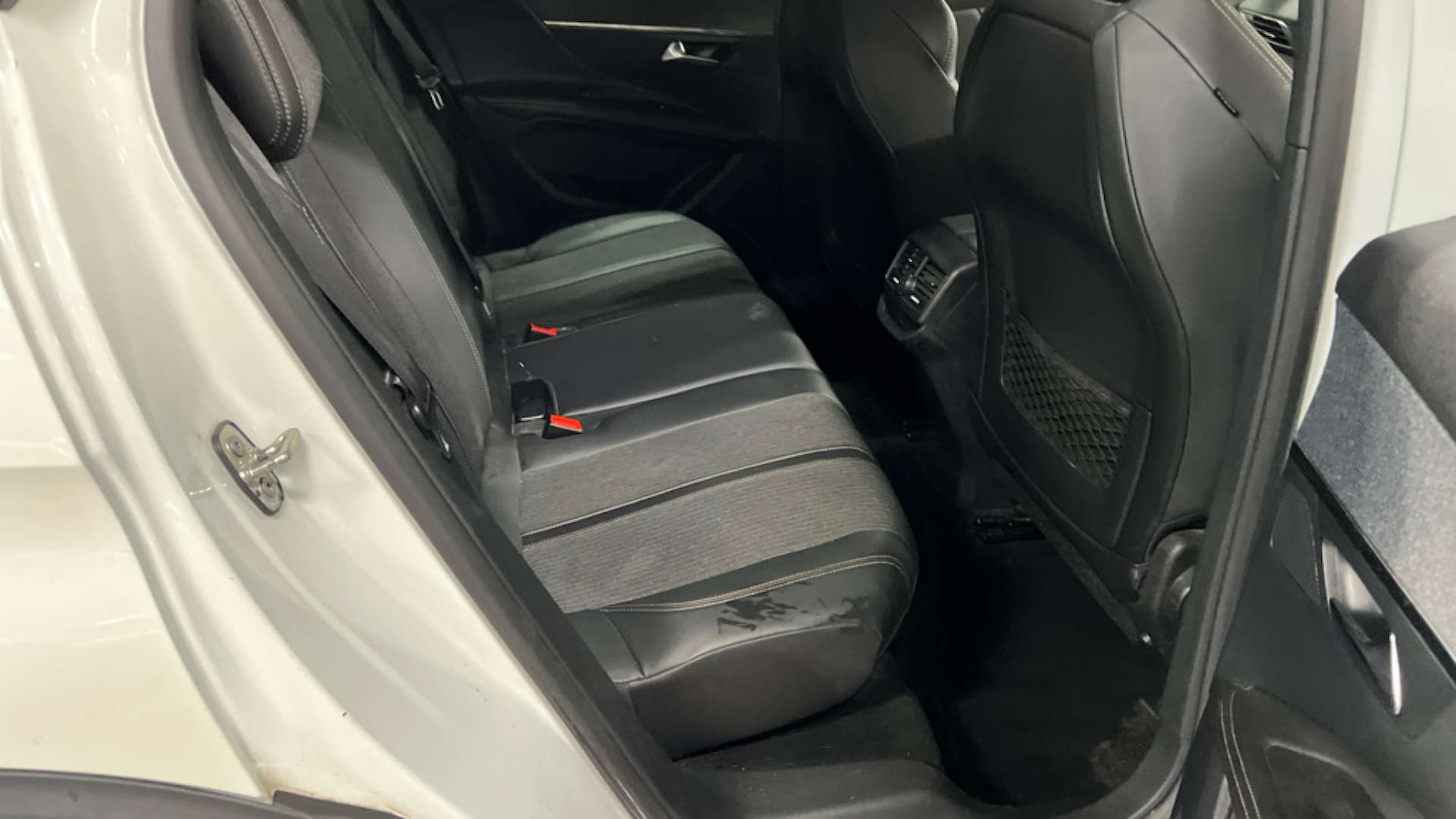 Used Peugeot 3008 2017 for sale - 76972474: Photo 10