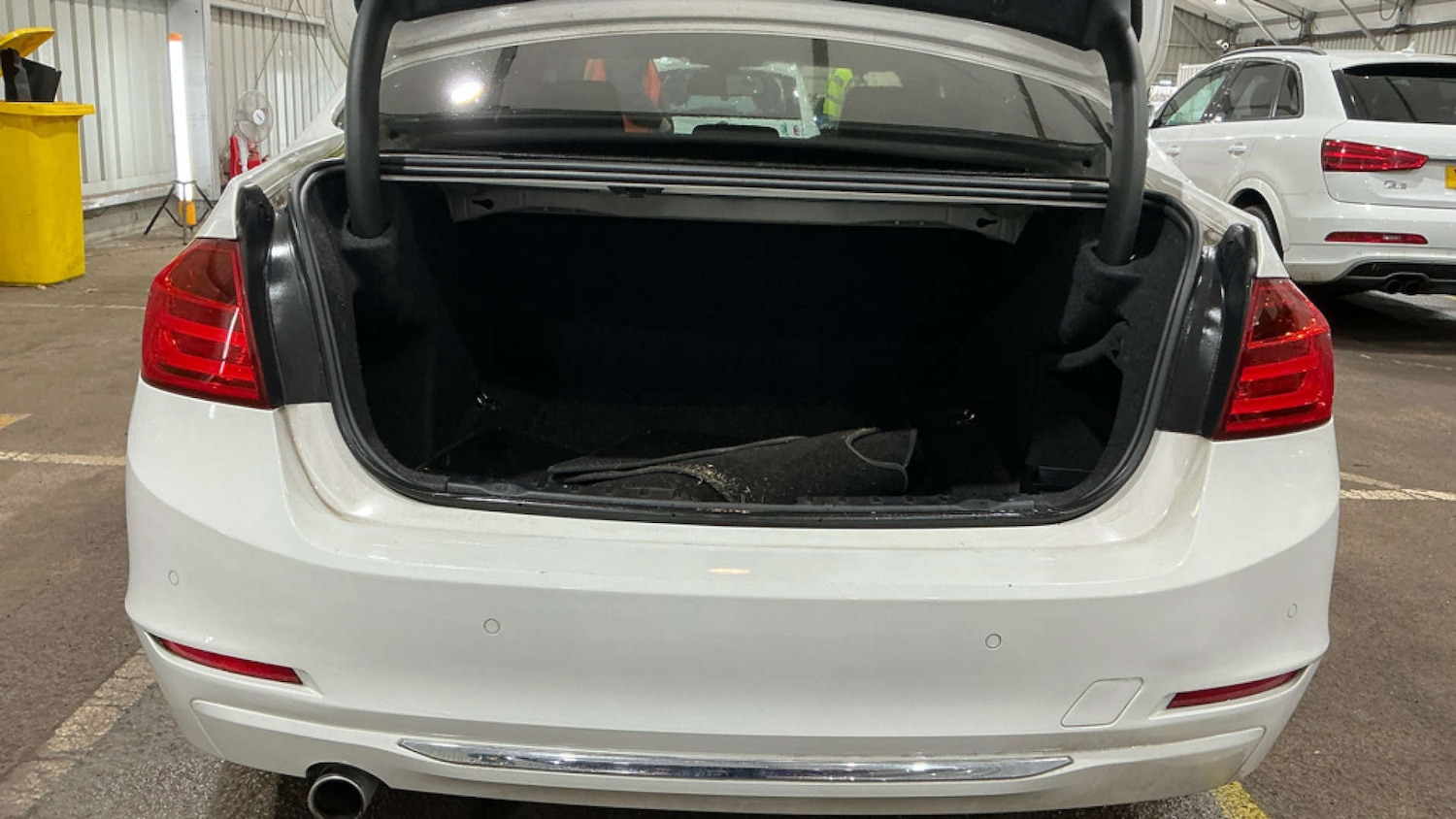 Used BMW 3 Series 2015 for sale - 77523107: Photo 9