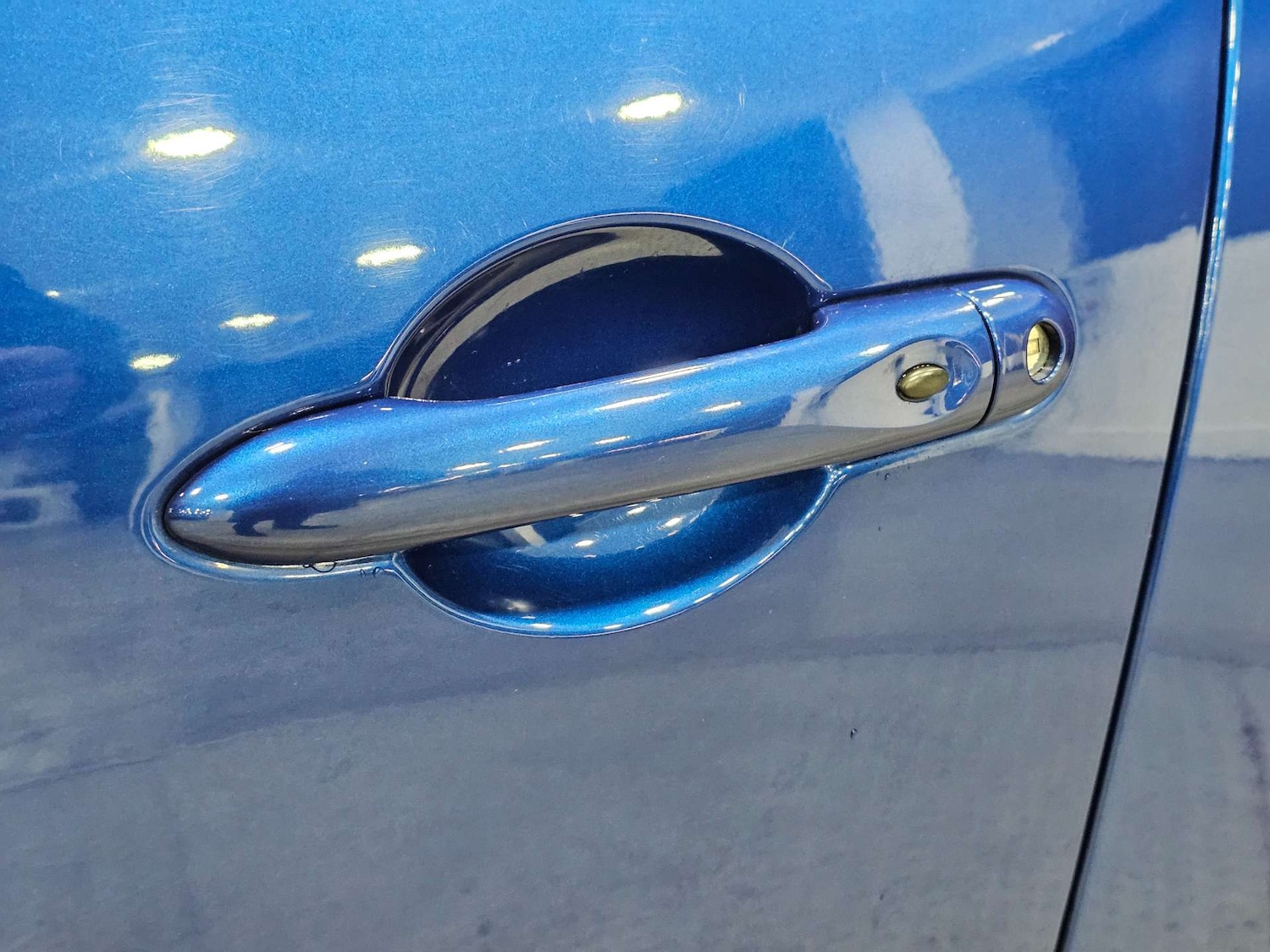 Used Renault Clio 2018 for sale - 76972423: Photo 25