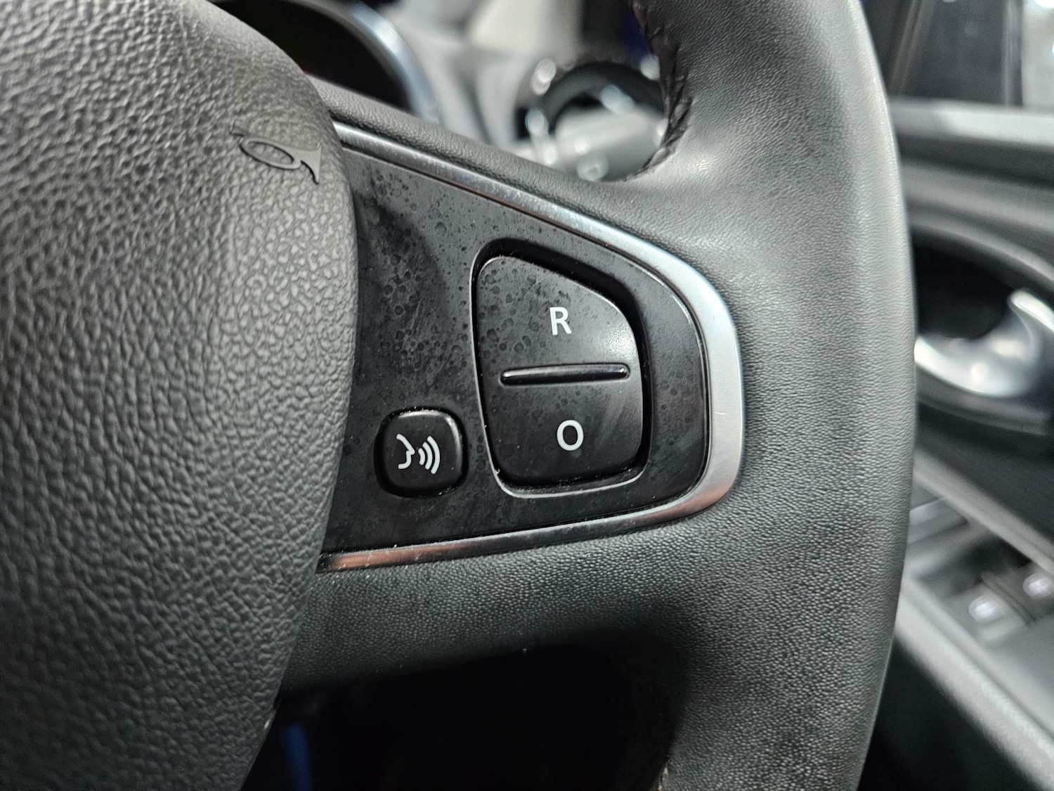 Used Renault Clio 2018 for sale - 76972423: Photo 57