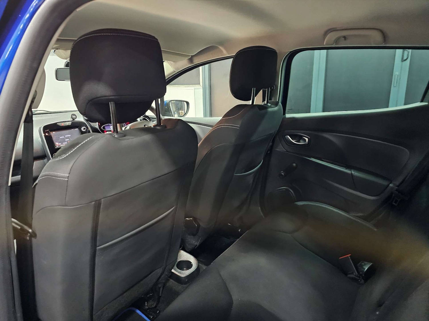 Used Renault Clio 2018 for sale - 76972423: Photo 78