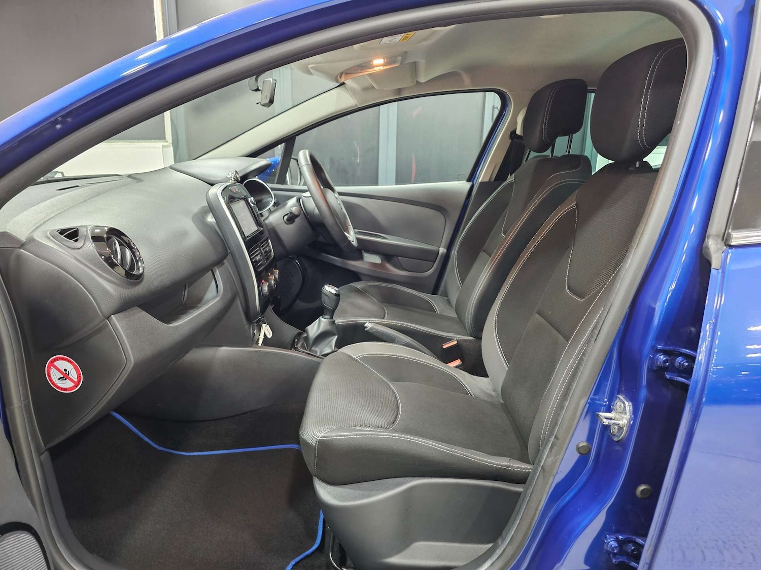 Used Renault Clio 2018 for sale - 76972423: Photo 83