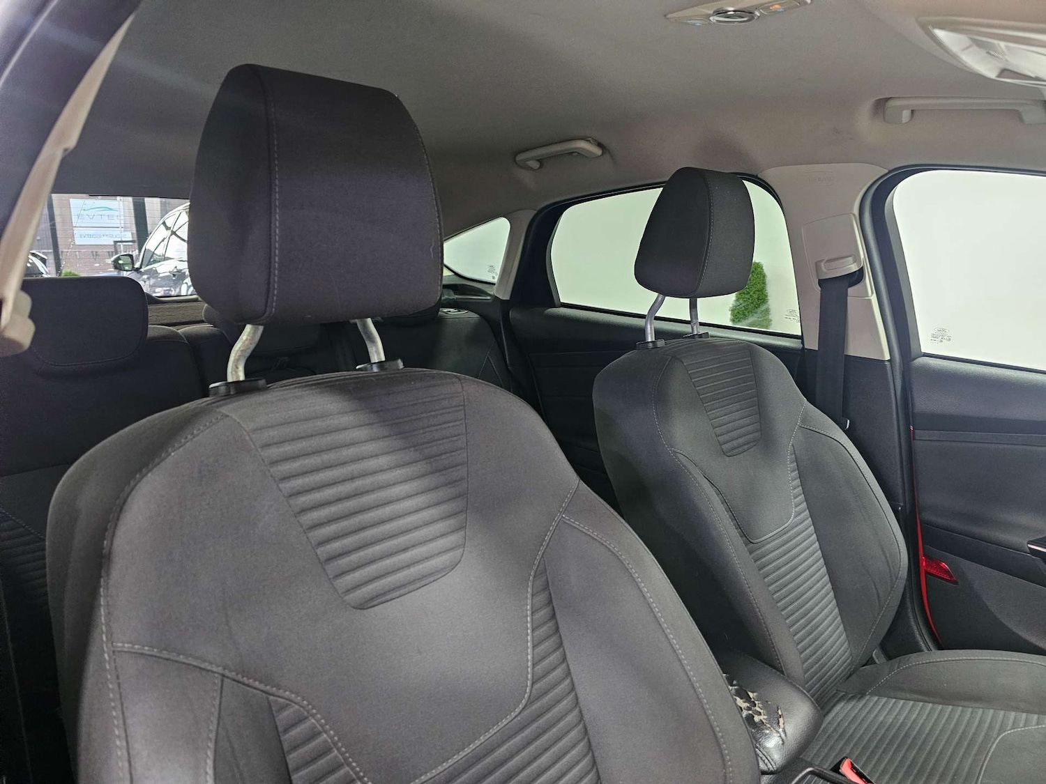 Used Ford Focus 2015 for sale - 76972408: Photo 13