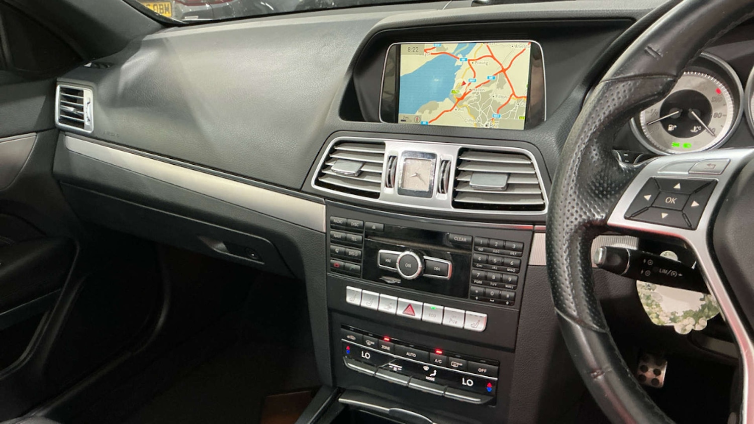 Used Mercedes-Benz E Class 2013 for sale - 78213100: Photo 9