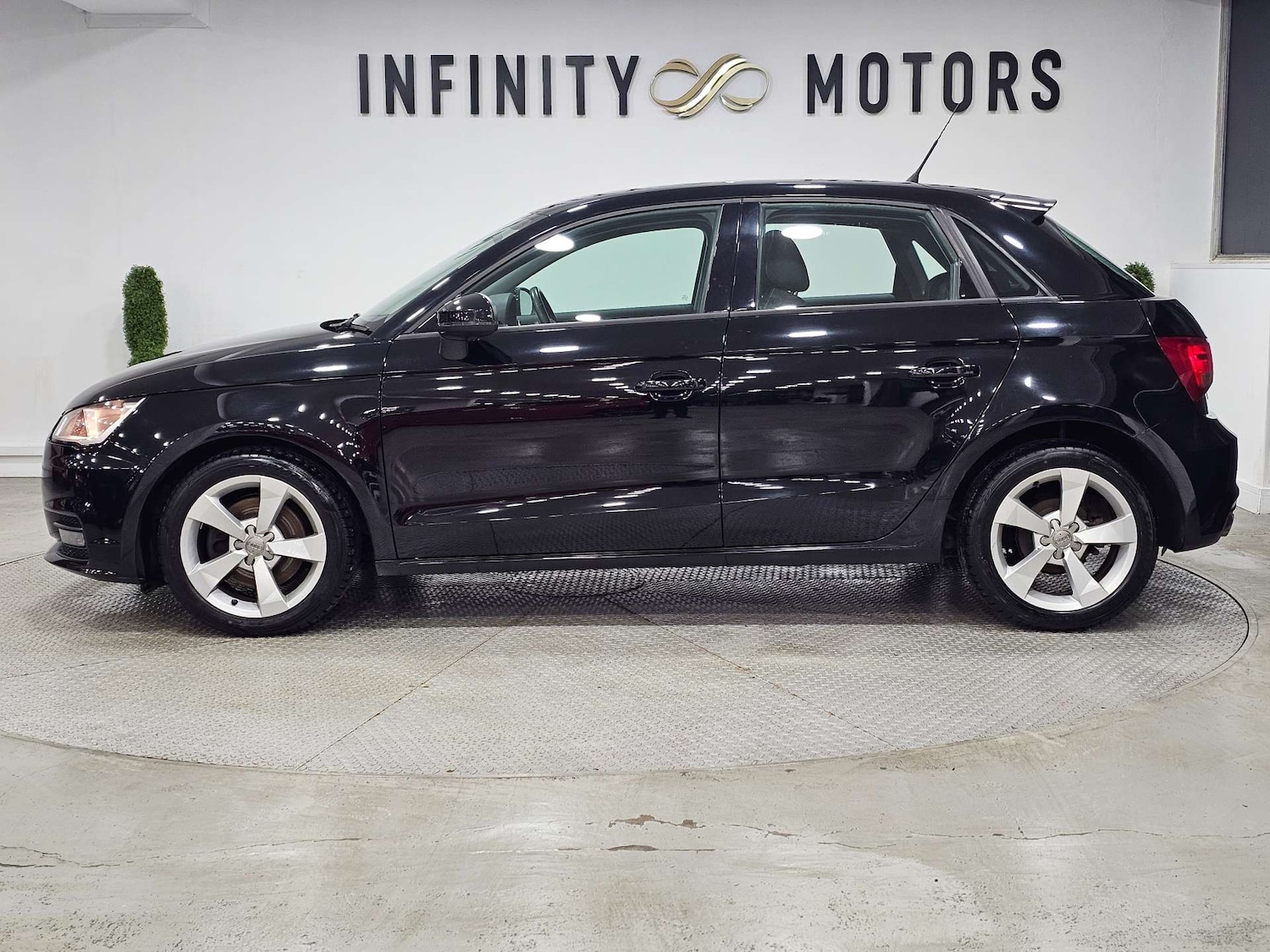 Used Audi A1 2017 for sale - 77115840: Photo 32