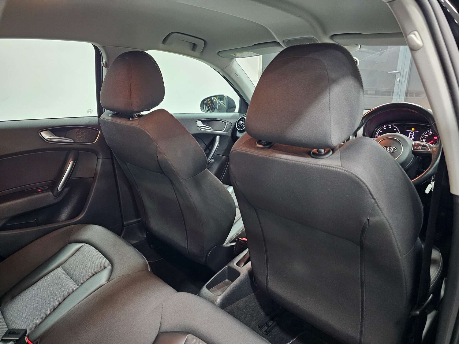 Used Audi A1 2017 for sale - 77115840: Photo 53