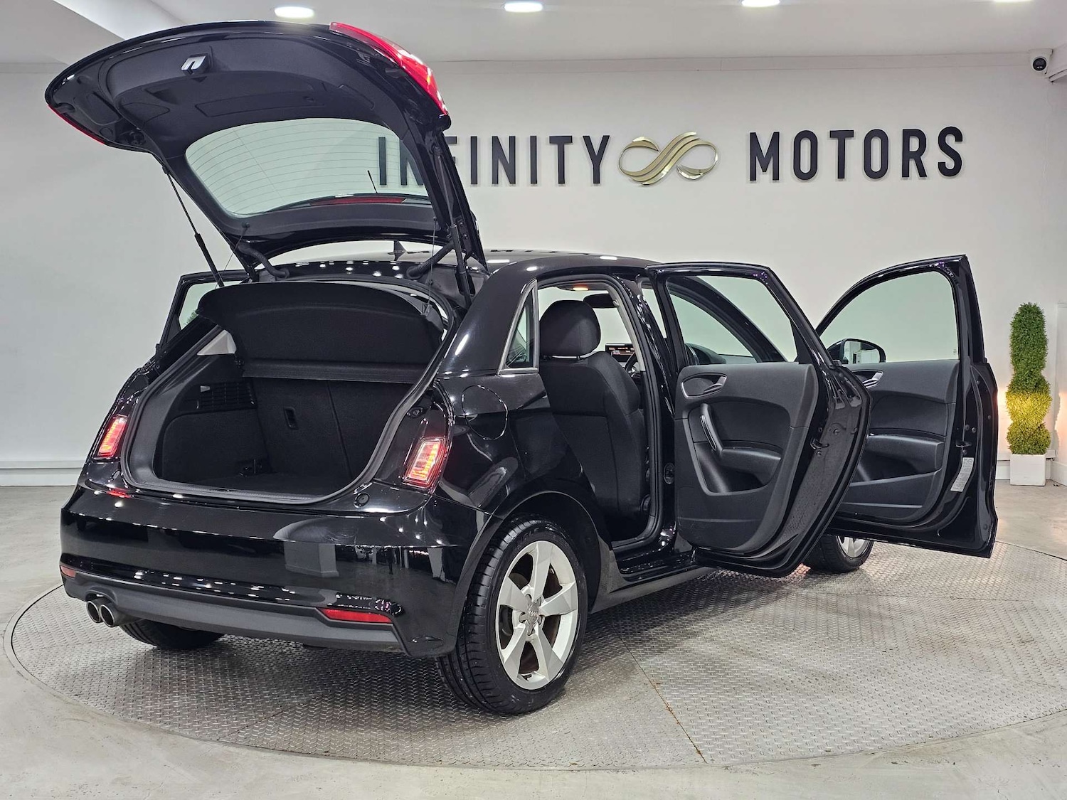 Used Audi A1 2017 for sale - 77115840: Photo 67