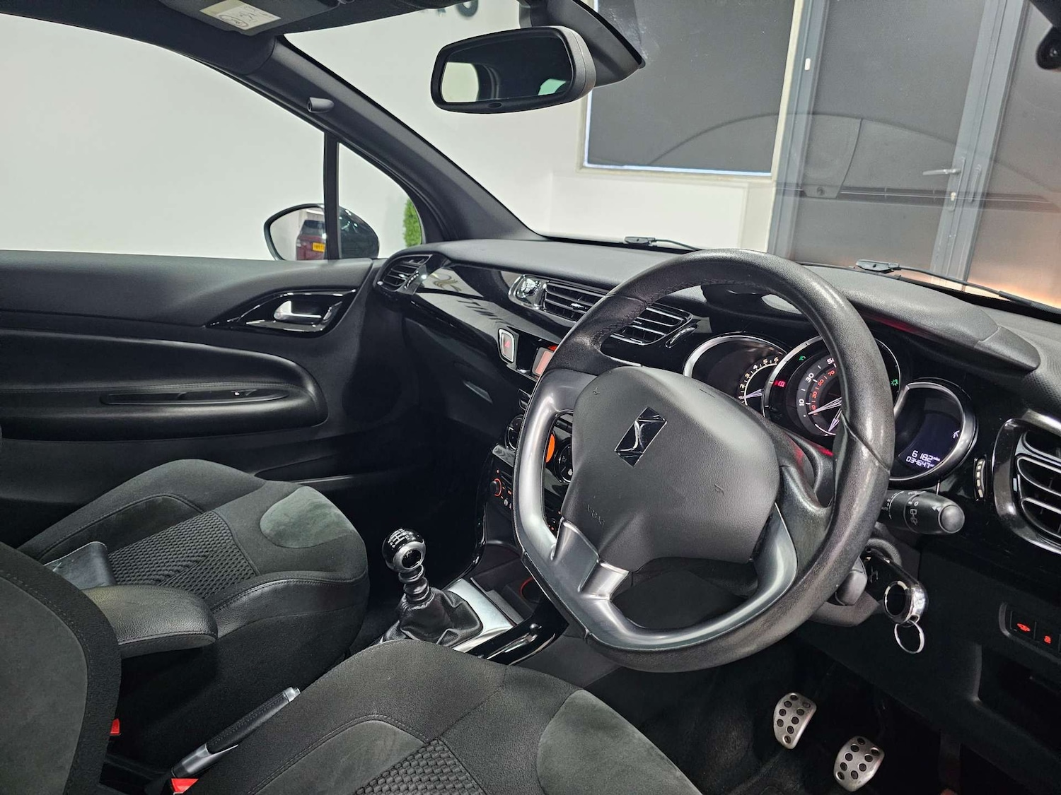 Used Citroen DS3 2014 for sale - 78056726: Photo 3