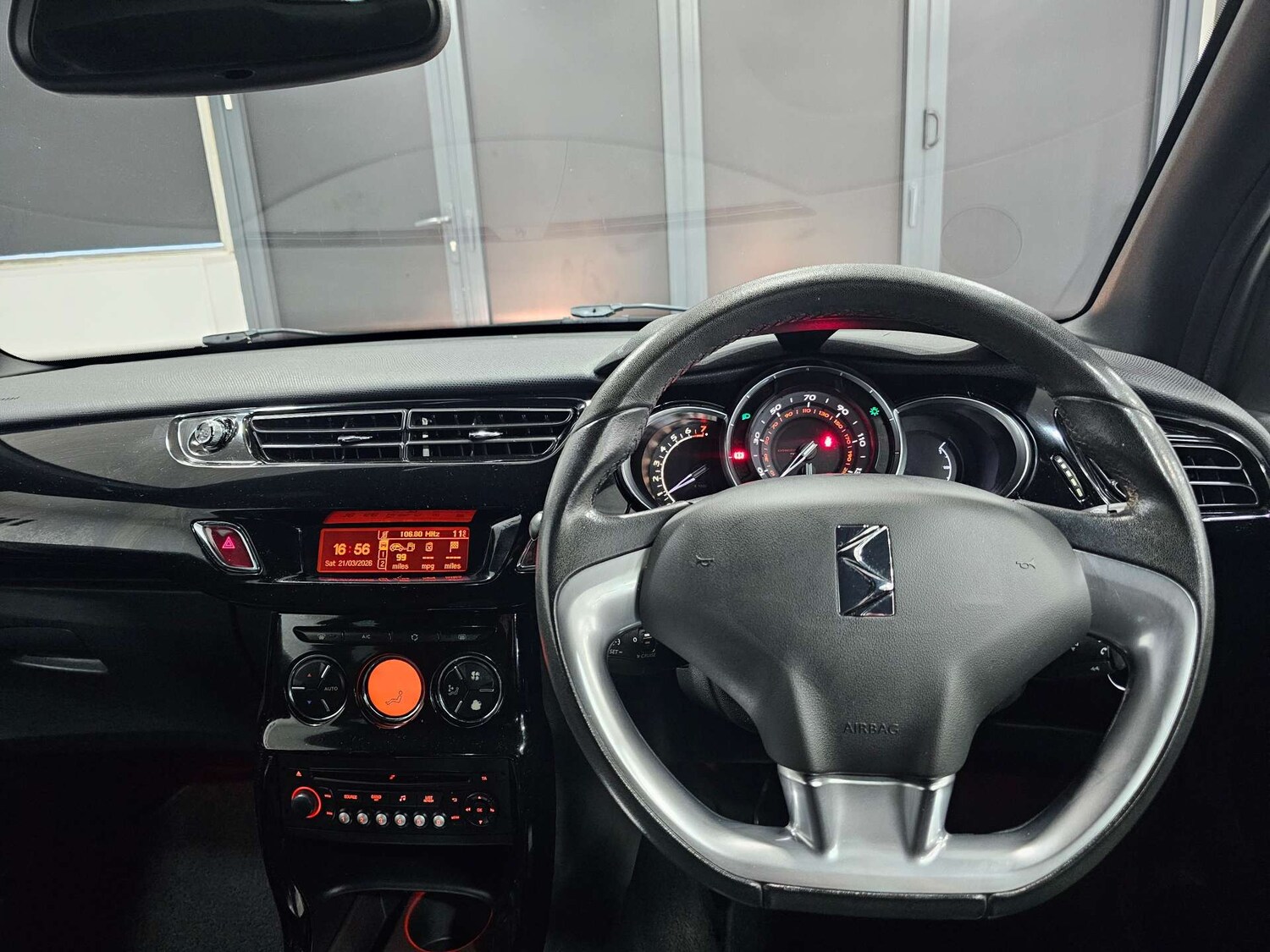 Used Citroen DS3 2014 for sale - 78056726: Photo 40