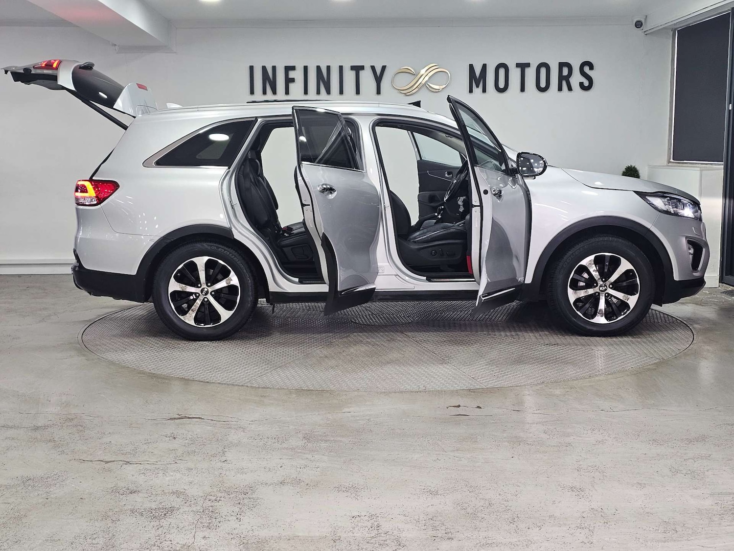Used Kia Sorento 2015 for sale - 76972308: Photo 40