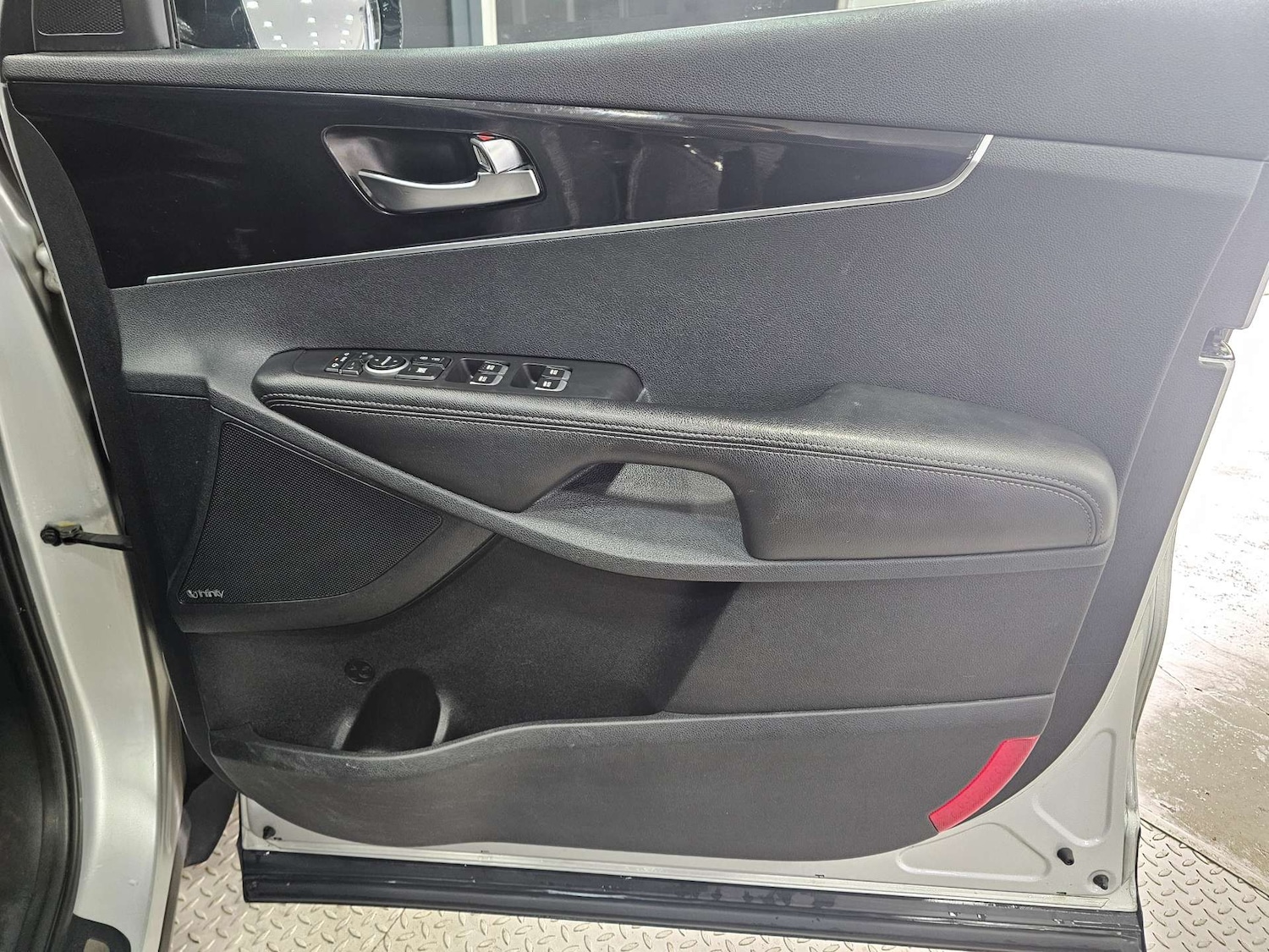 Used Kia Sorento 2015 for sale - 76972308: Photo 53