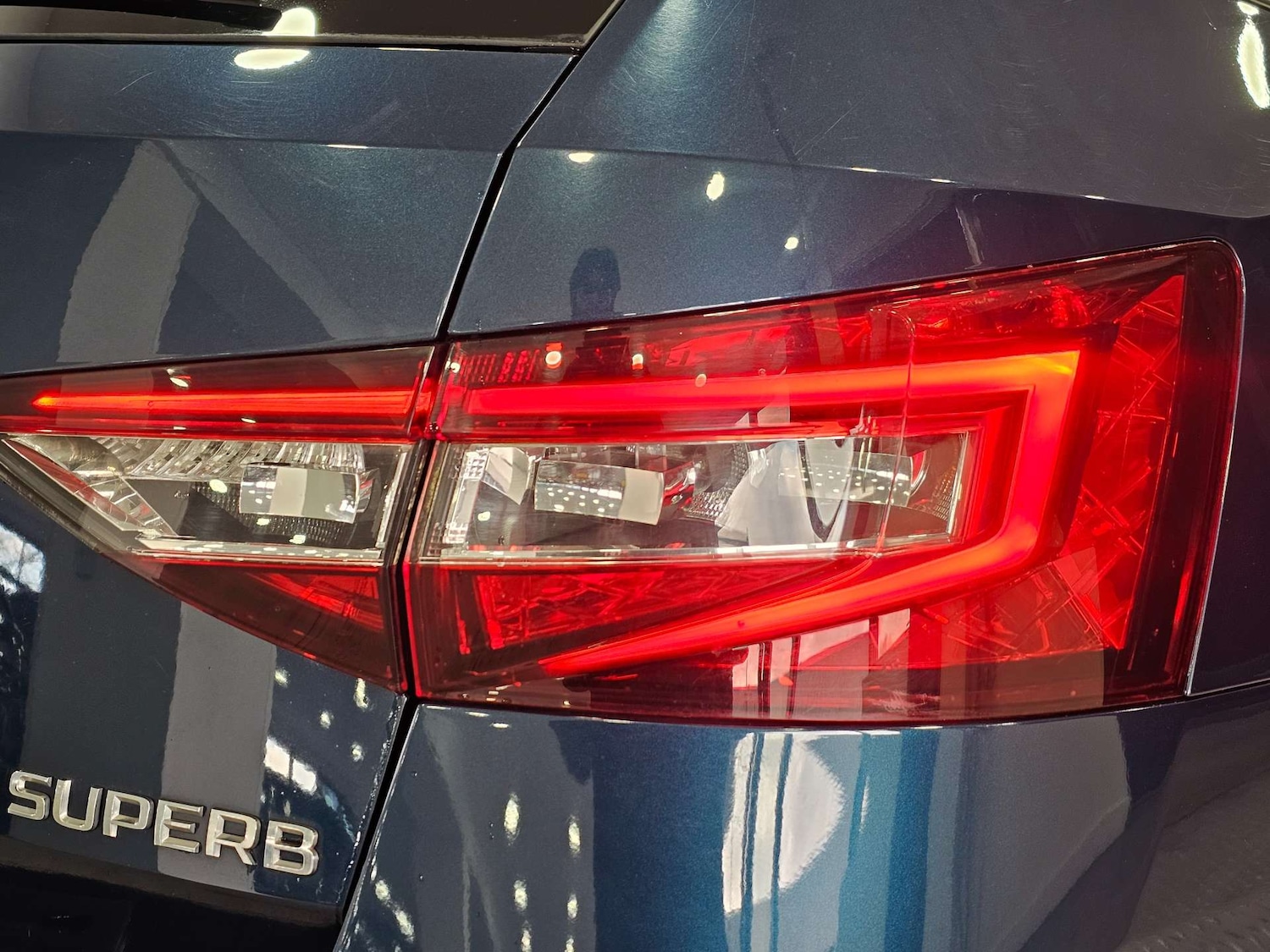 Used Skoda Superb 2017 for sale - 76972473: Photo 33